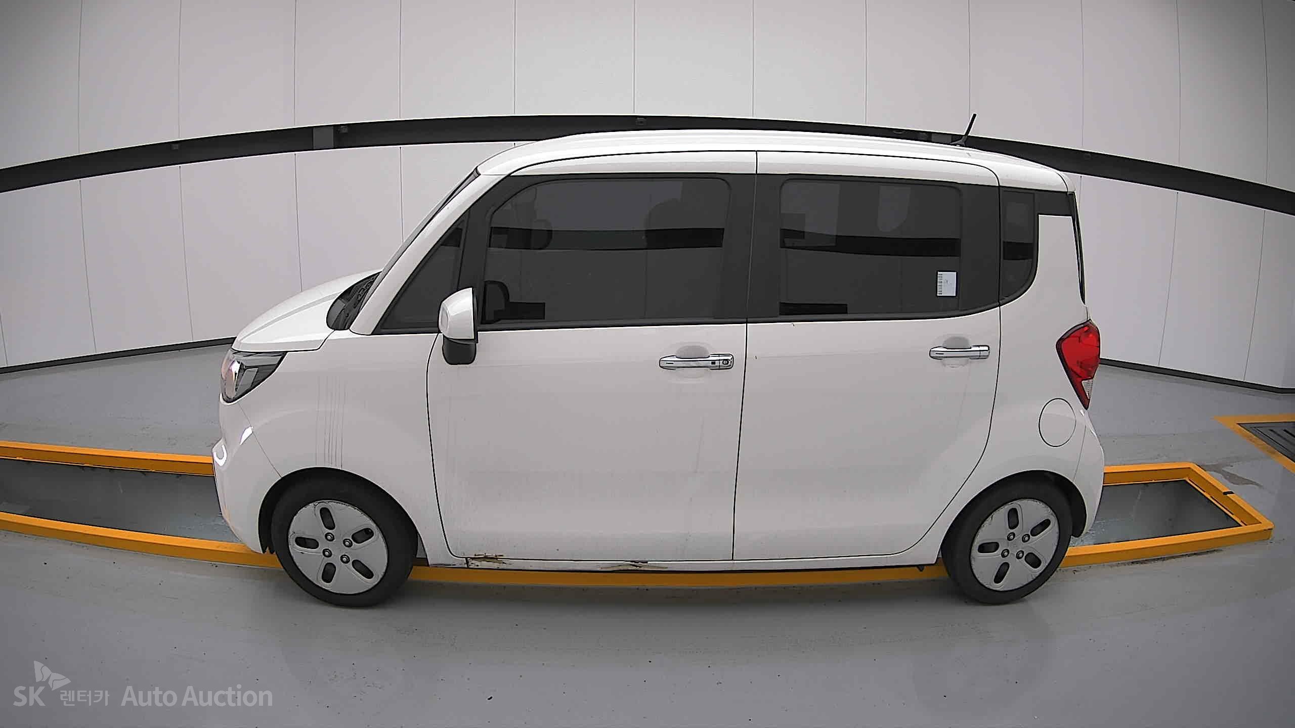 2022 - kia ray