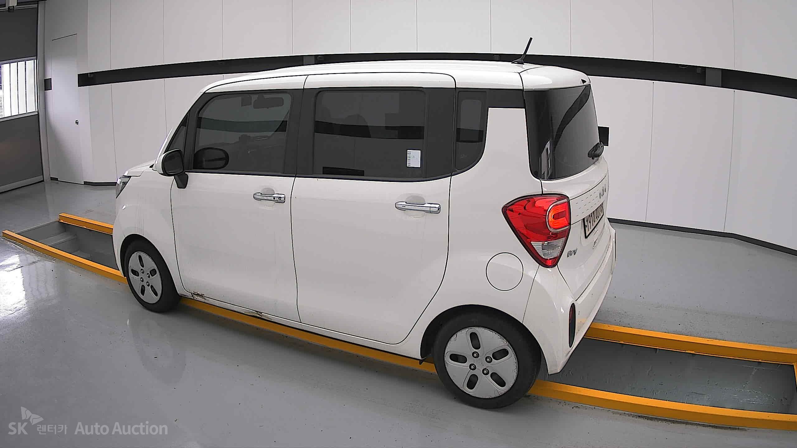 2022 - kia ray