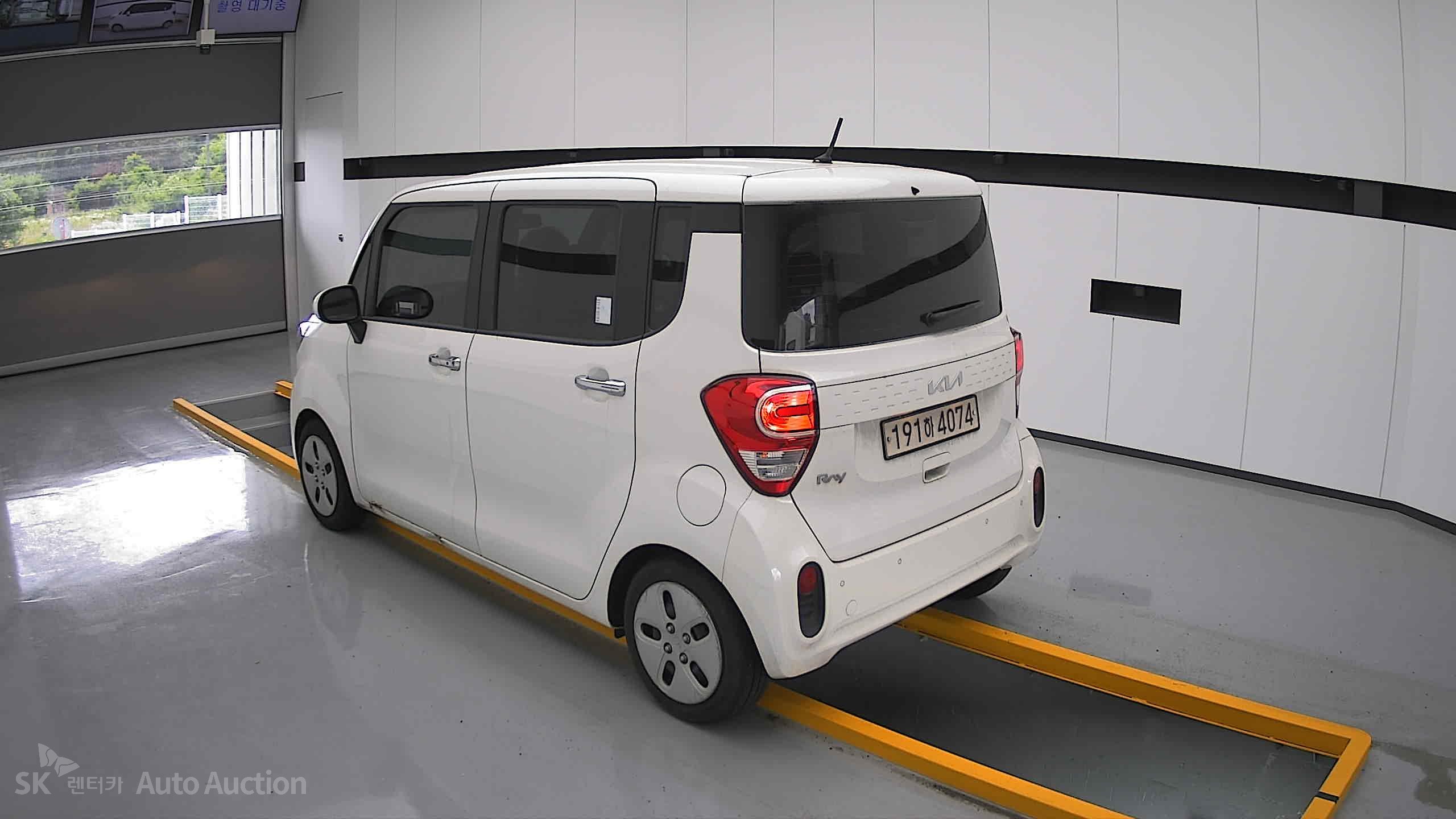 2022 - kia ray
