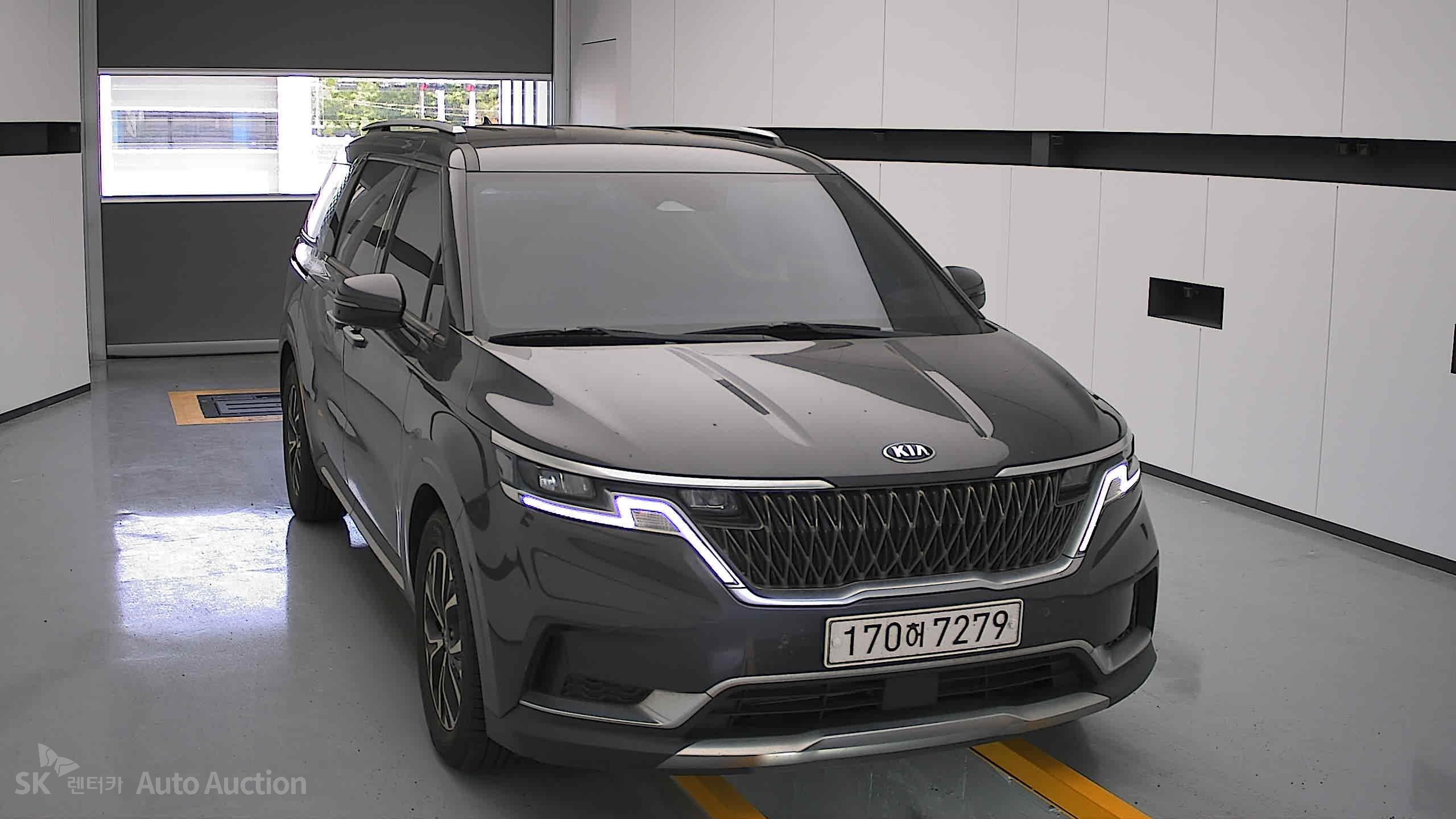 2021 - kia carnival