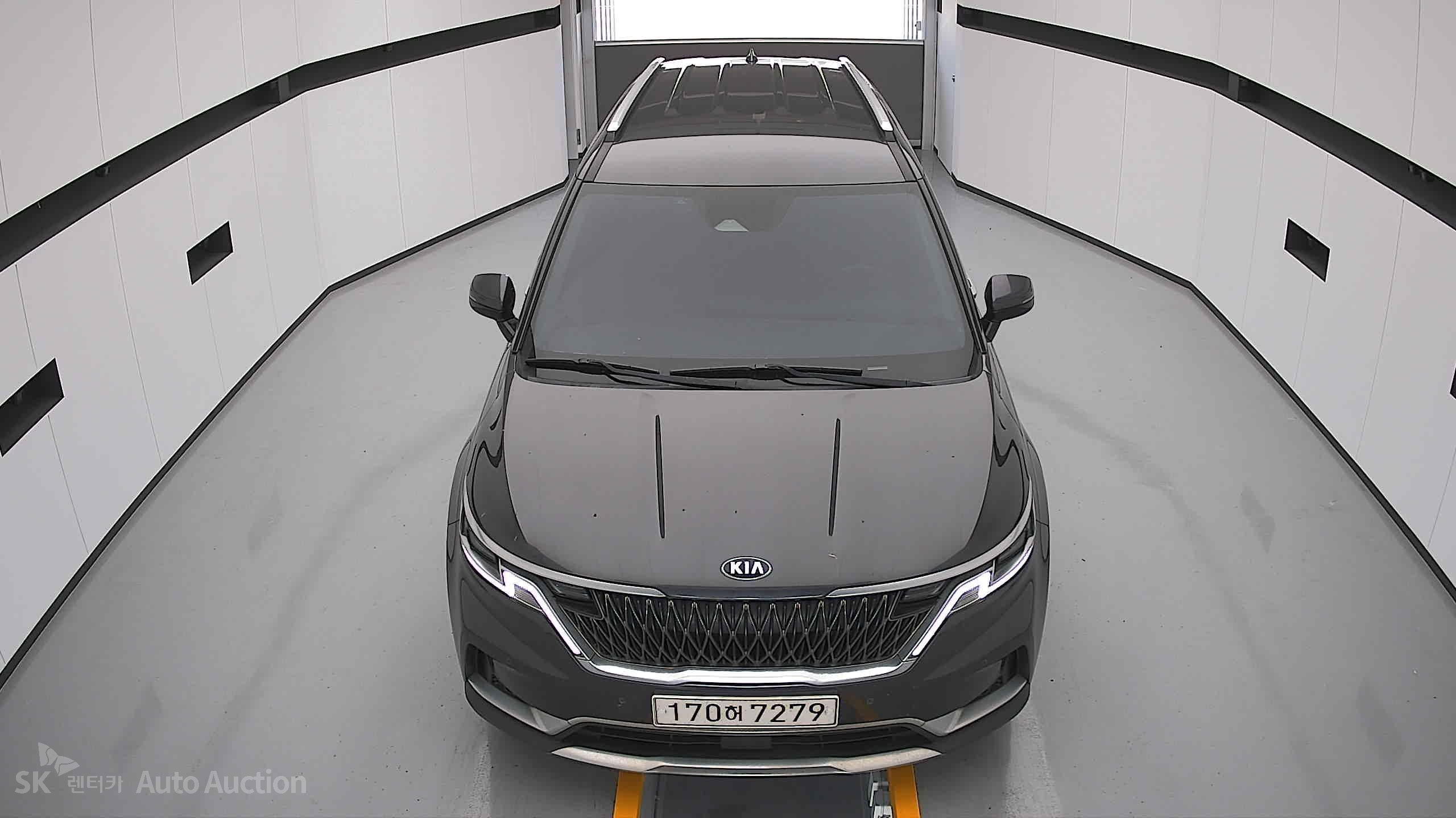 2021 - kia carnival