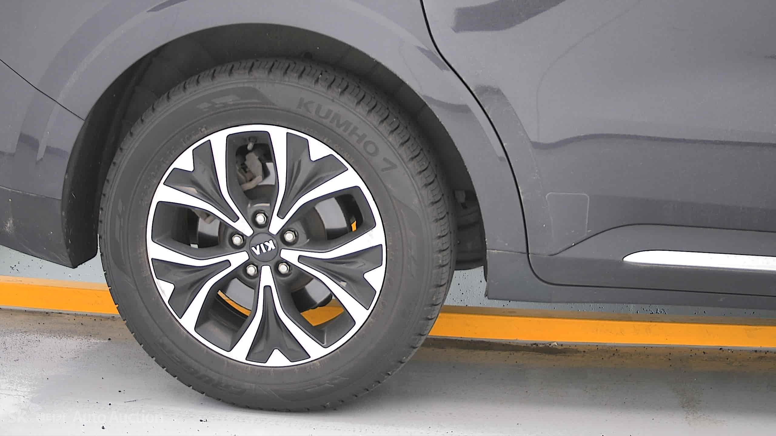 2021 - kia carnival