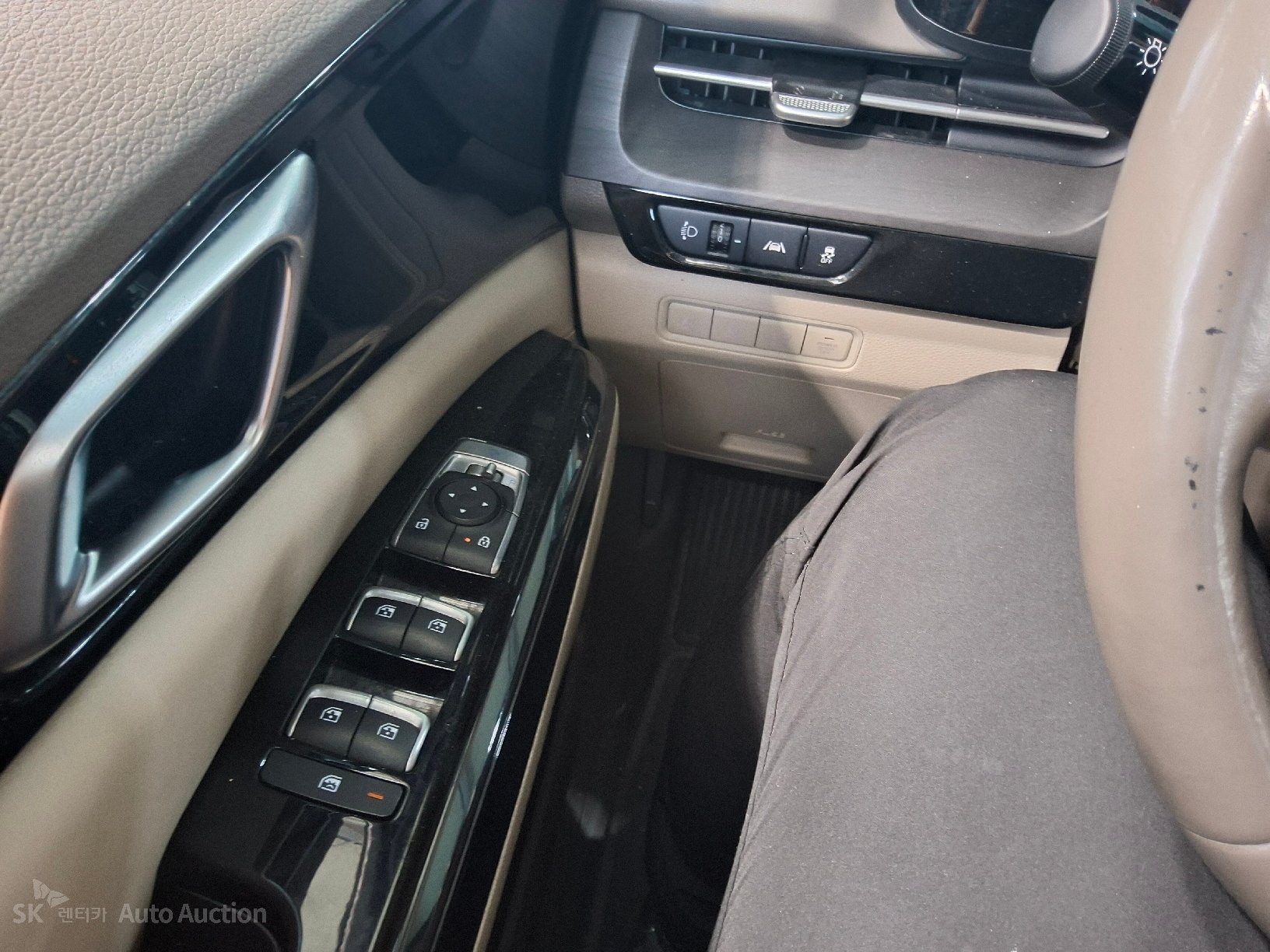 2021 - kia carnival