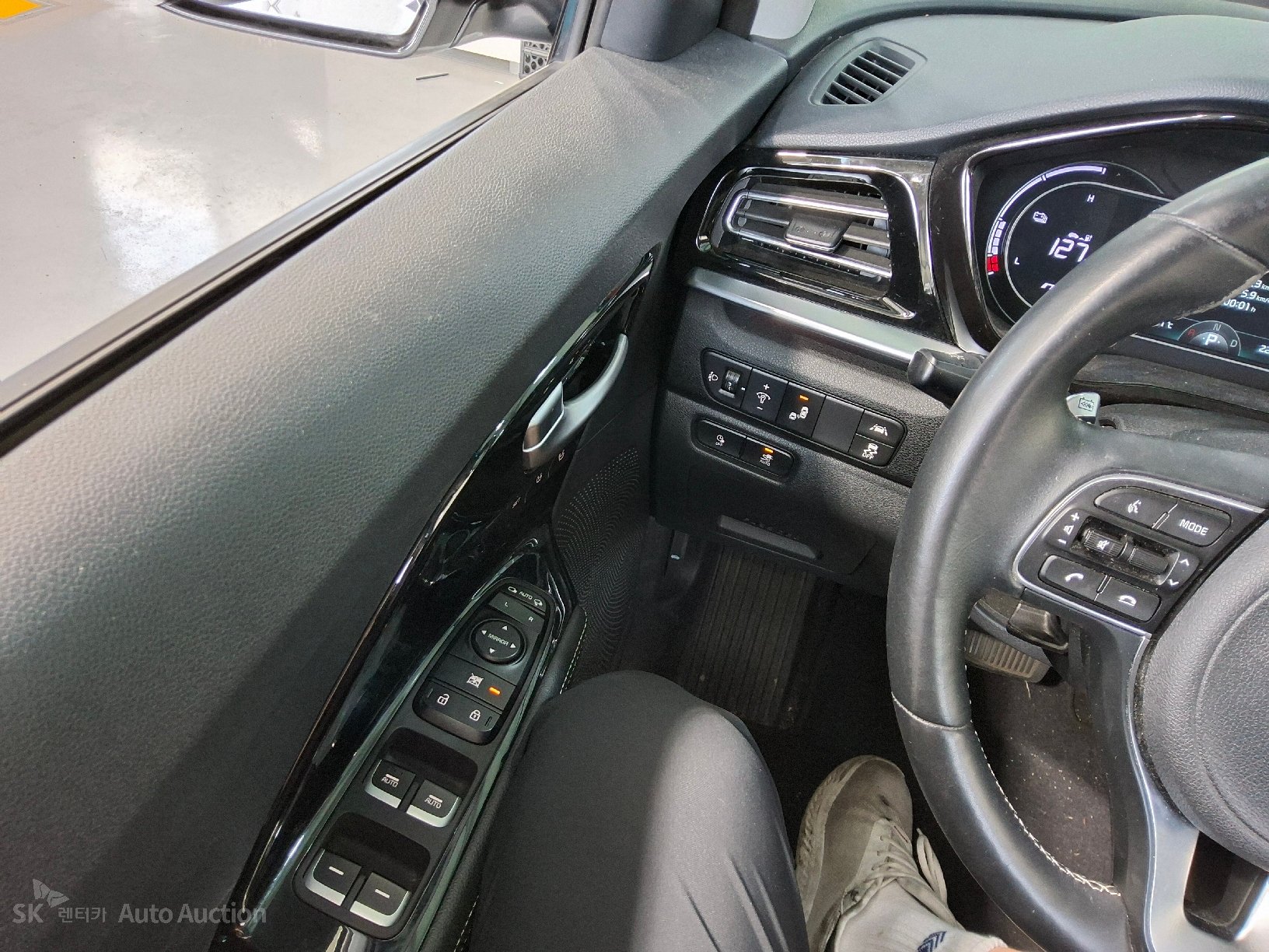 2022 - kia niro