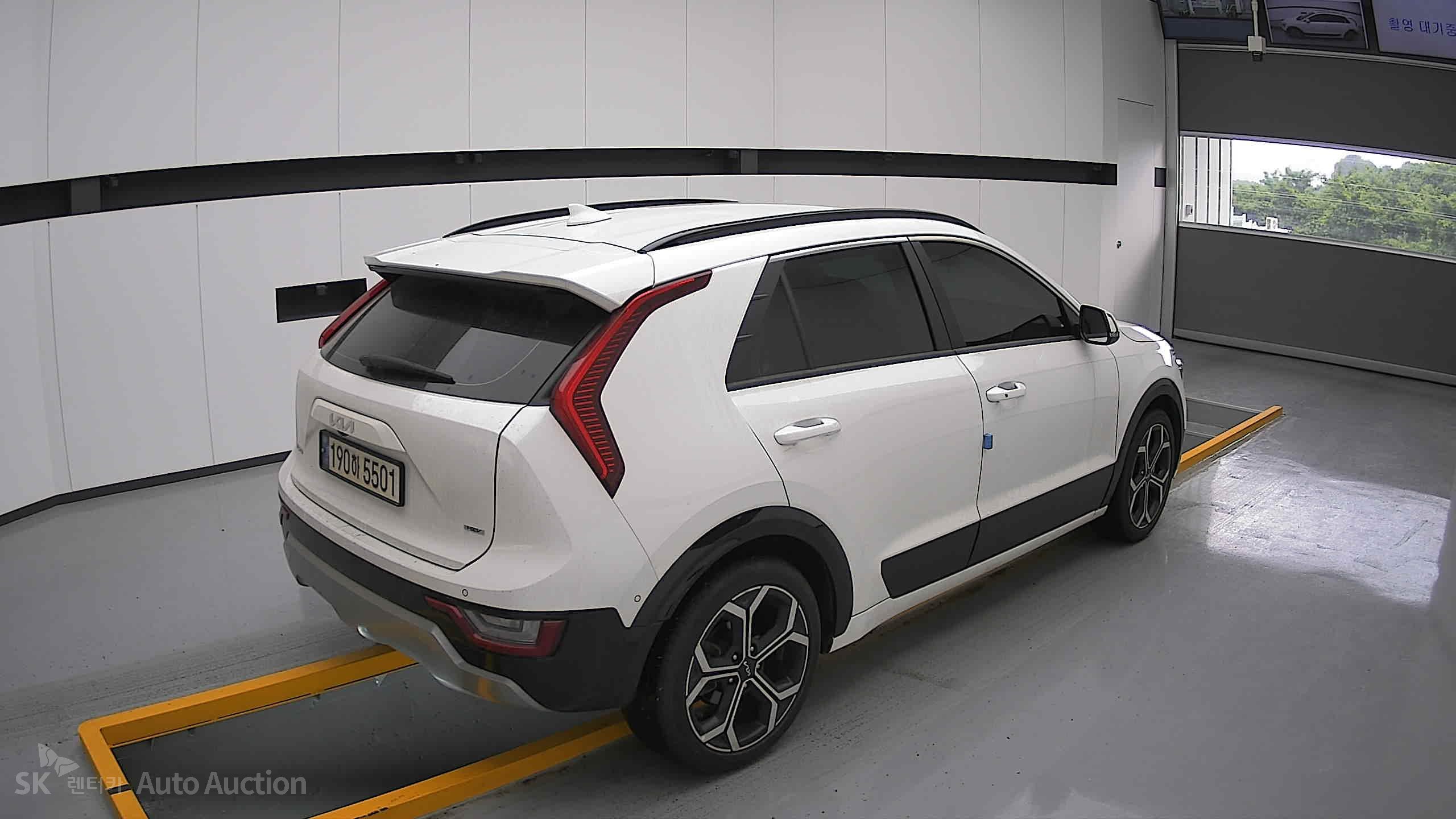 2022 - kia all-new niro