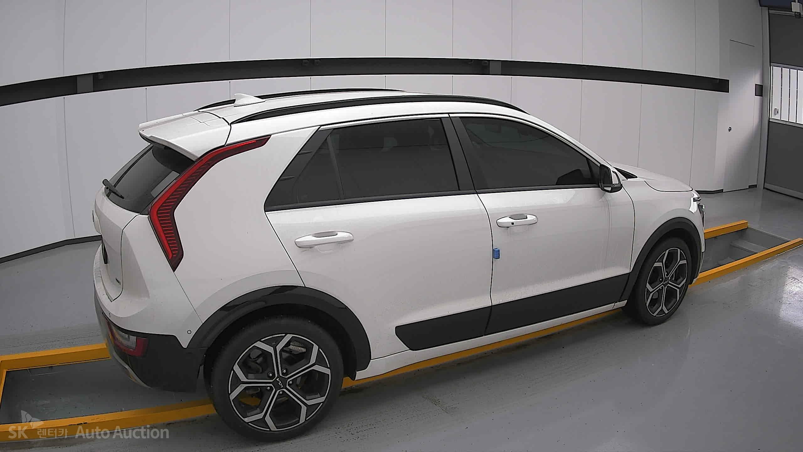 2022 - kia all-new niro