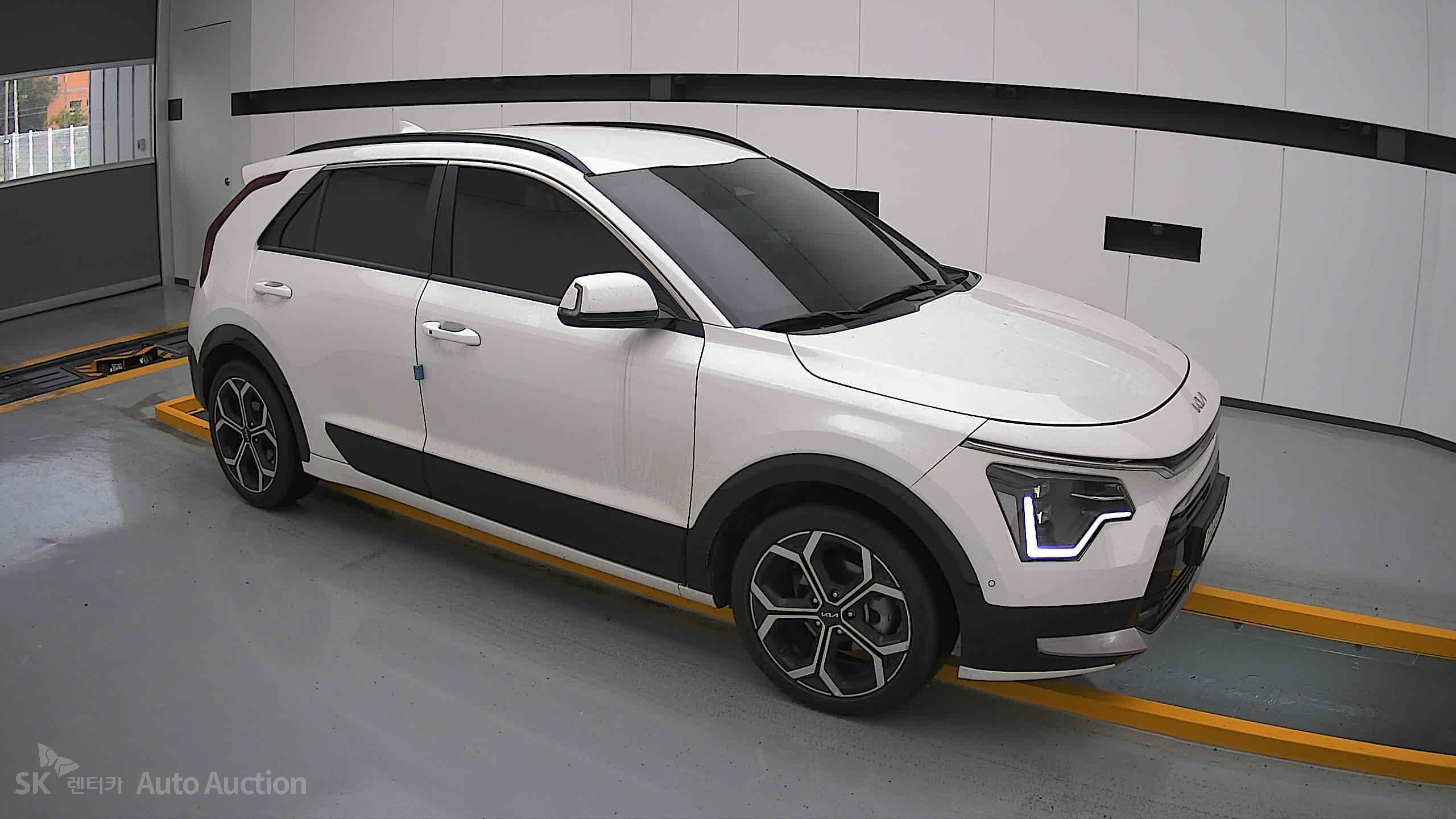 2022 - kia all-new niro