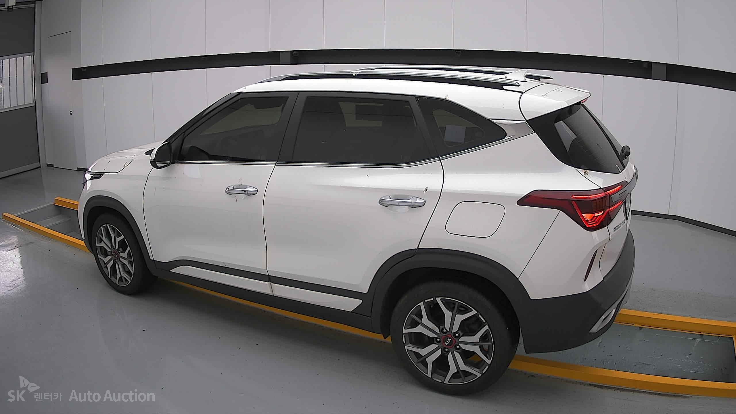 2022 - kia seltos