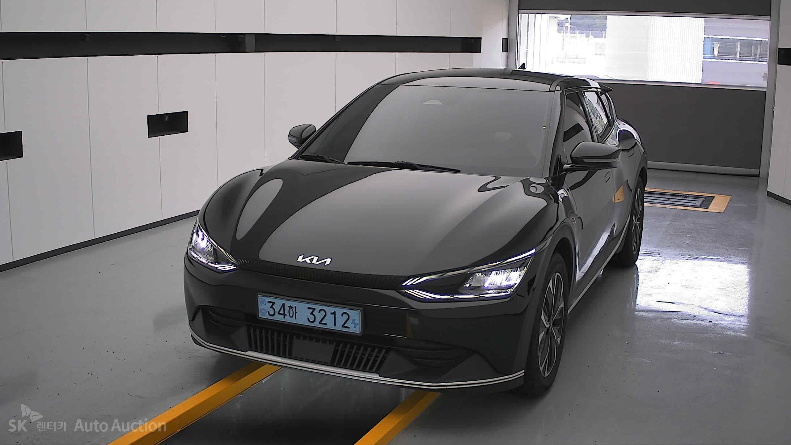 2022 - kia ev6