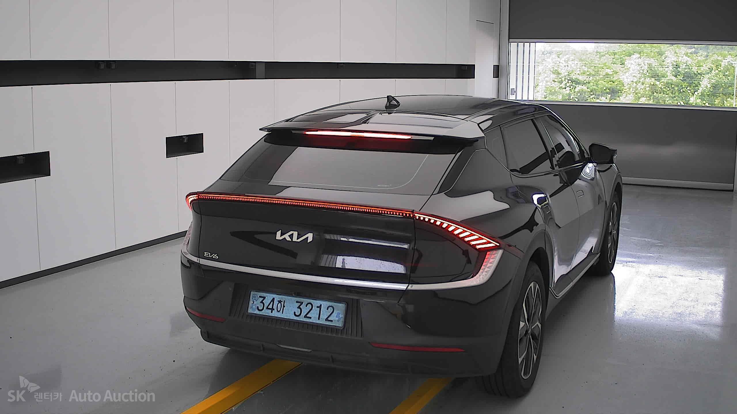 2022 - kia ev6