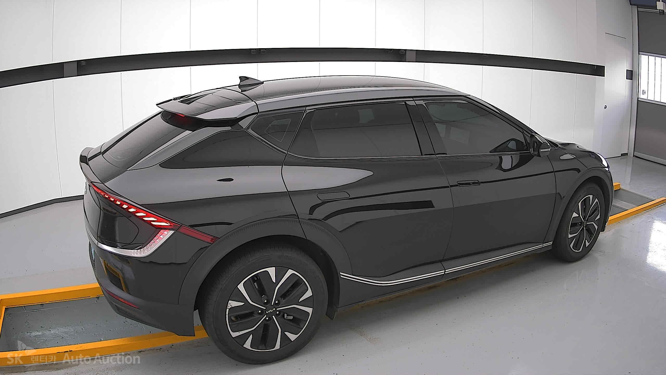 2022 - kia ev6