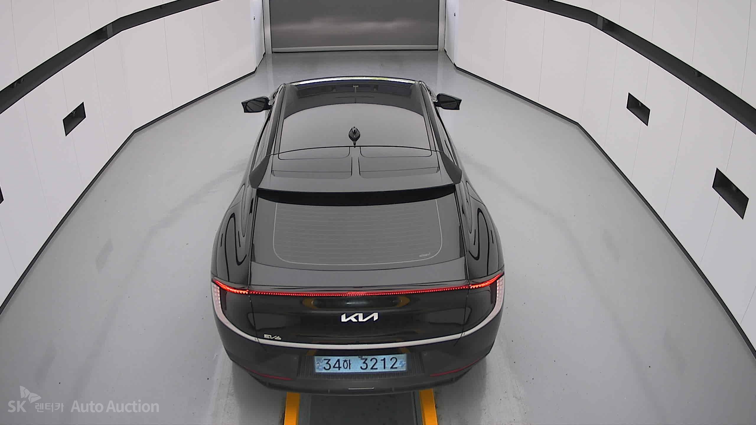 2022 - kia ev6