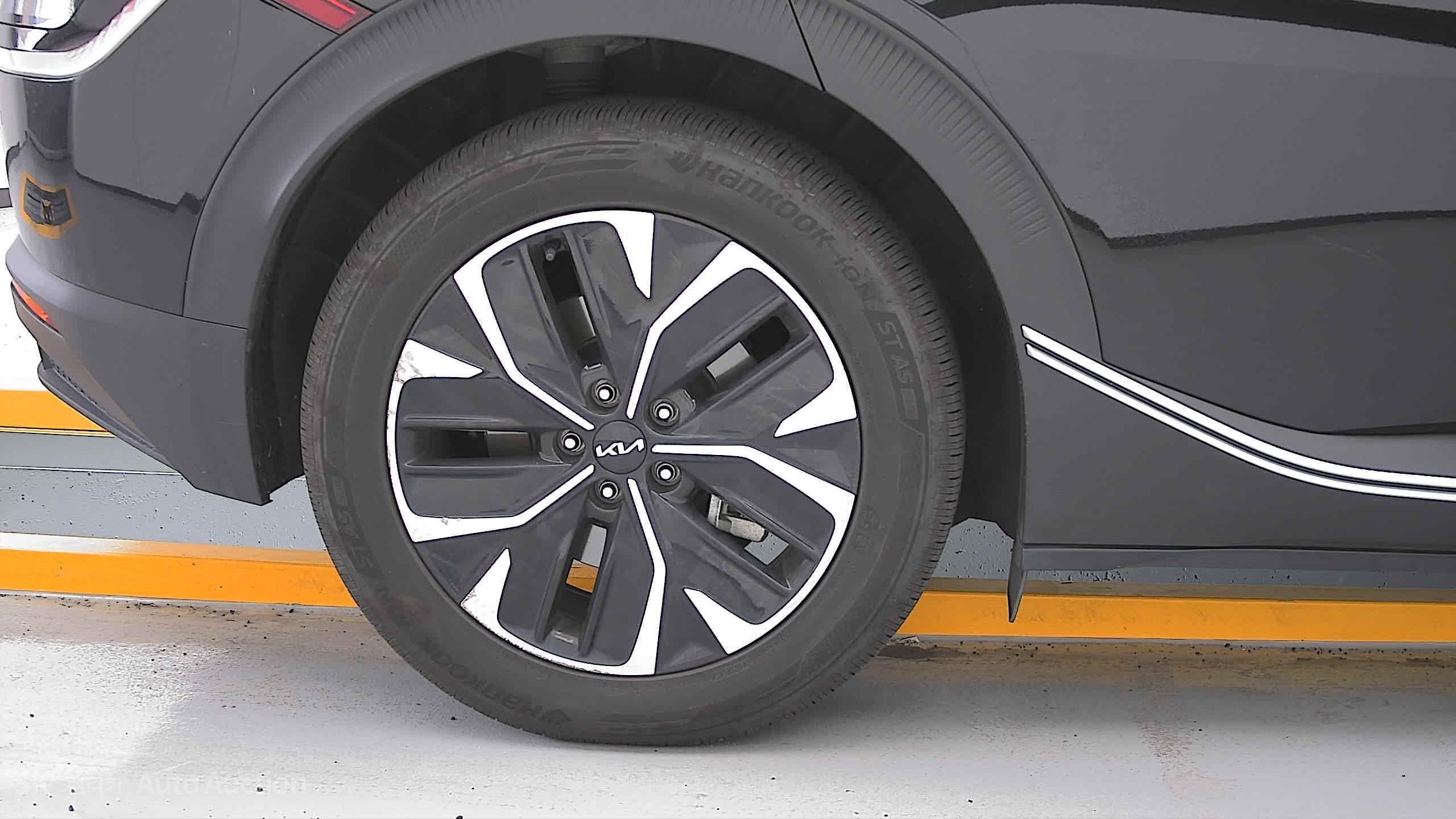 2022 - kia ev6