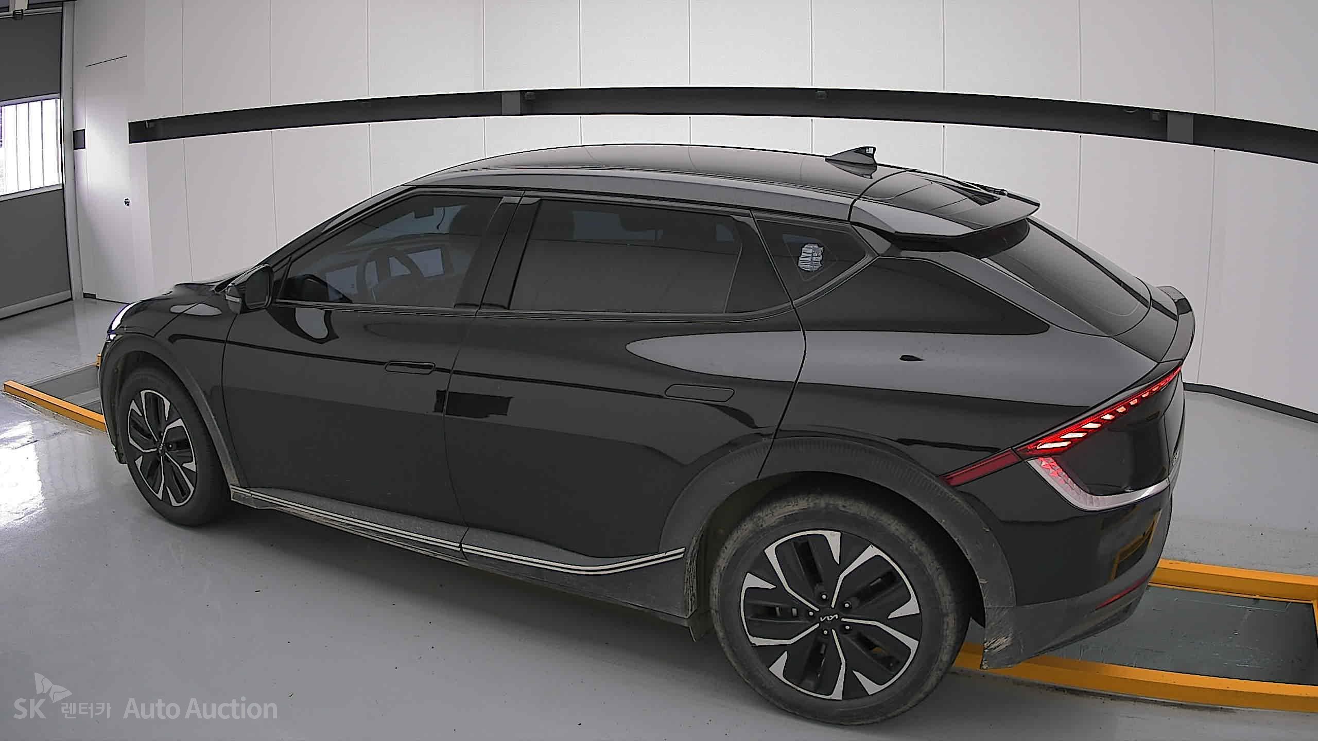 2023 - kia ev6