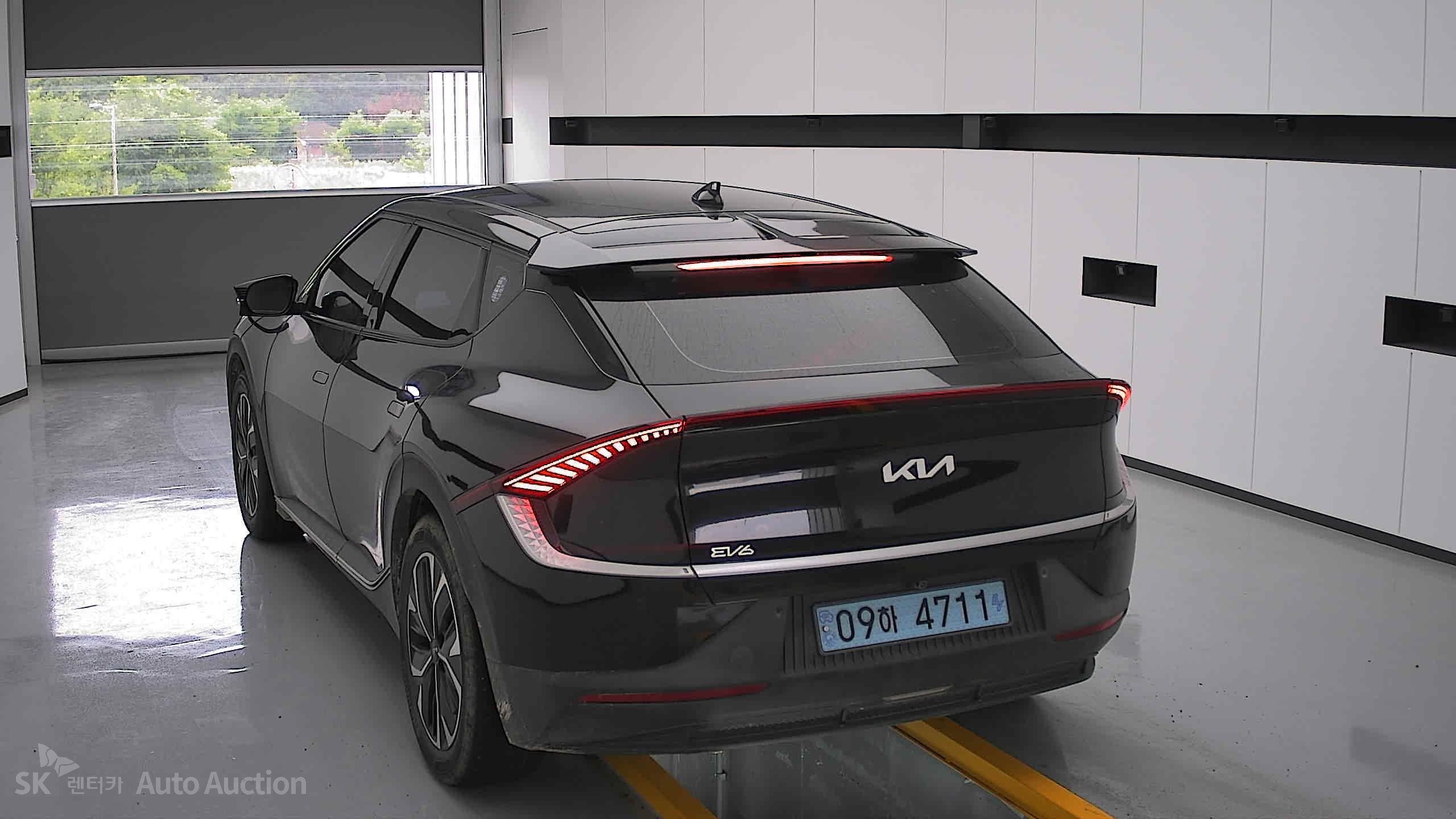 2023 - kia ev6