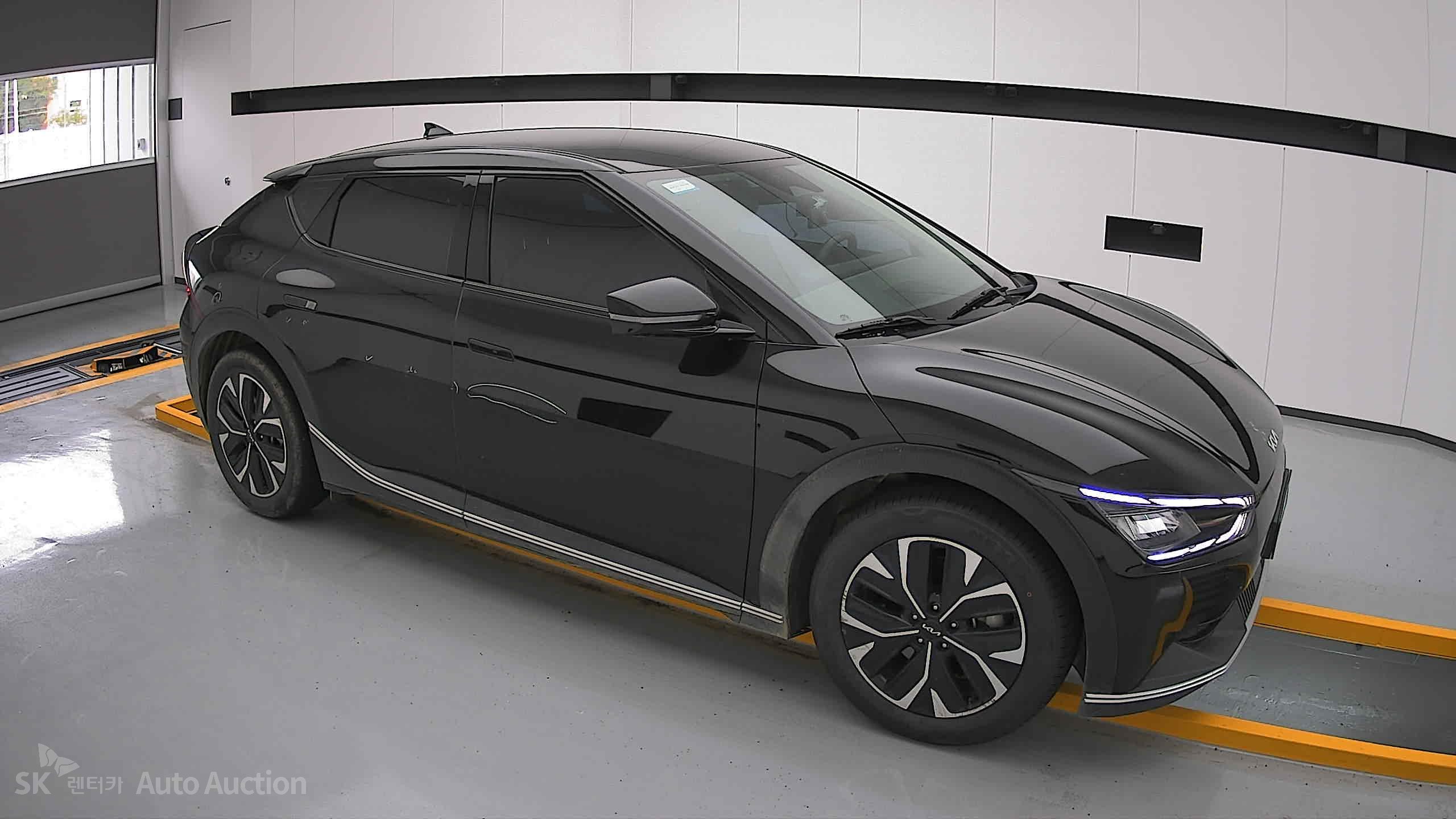 2023 - kia ev6