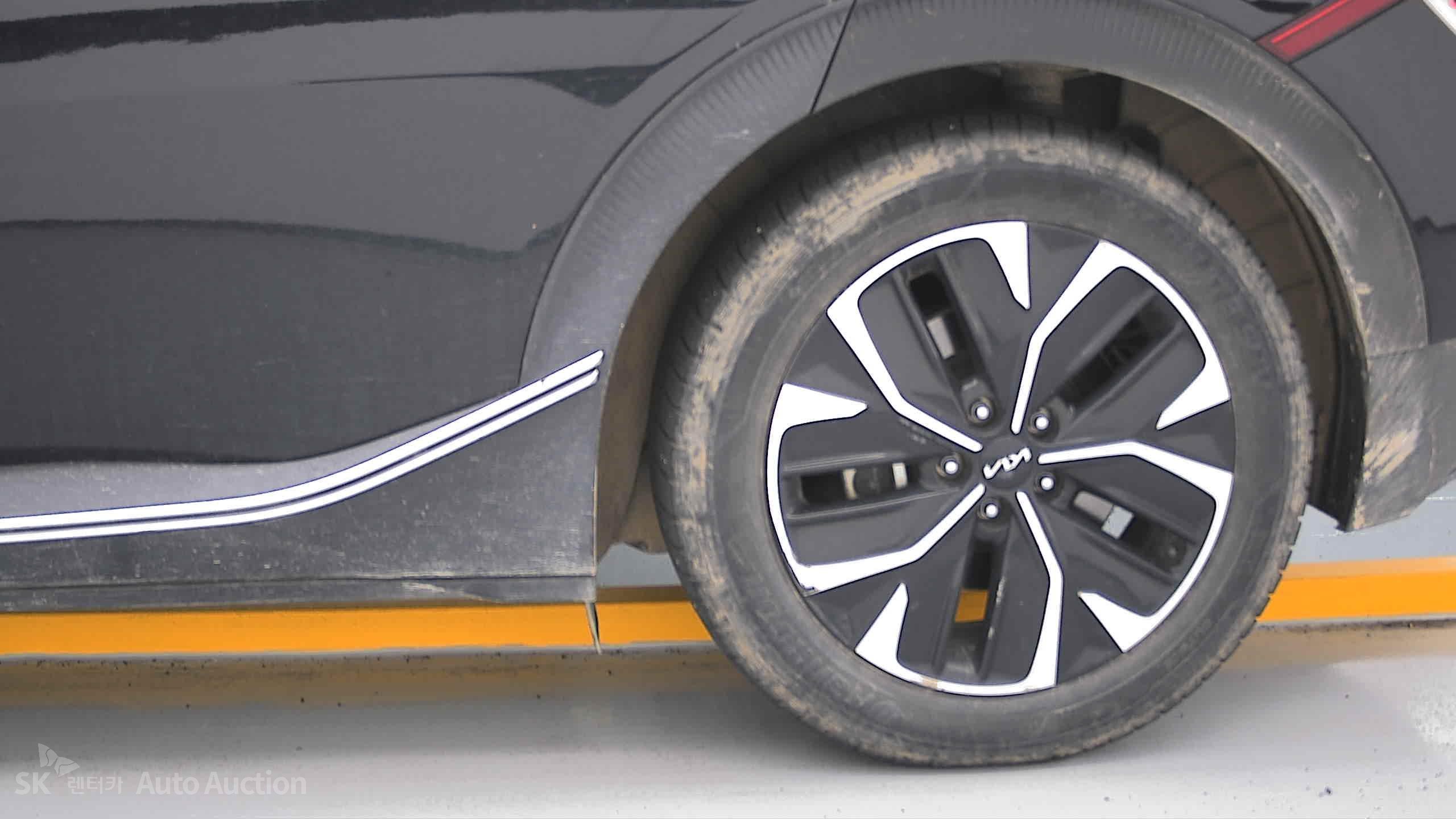 2023 - kia ev6