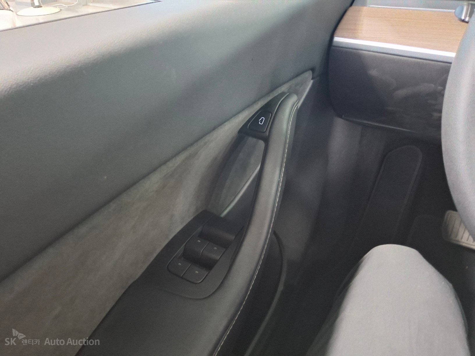 2022 - tesla model y