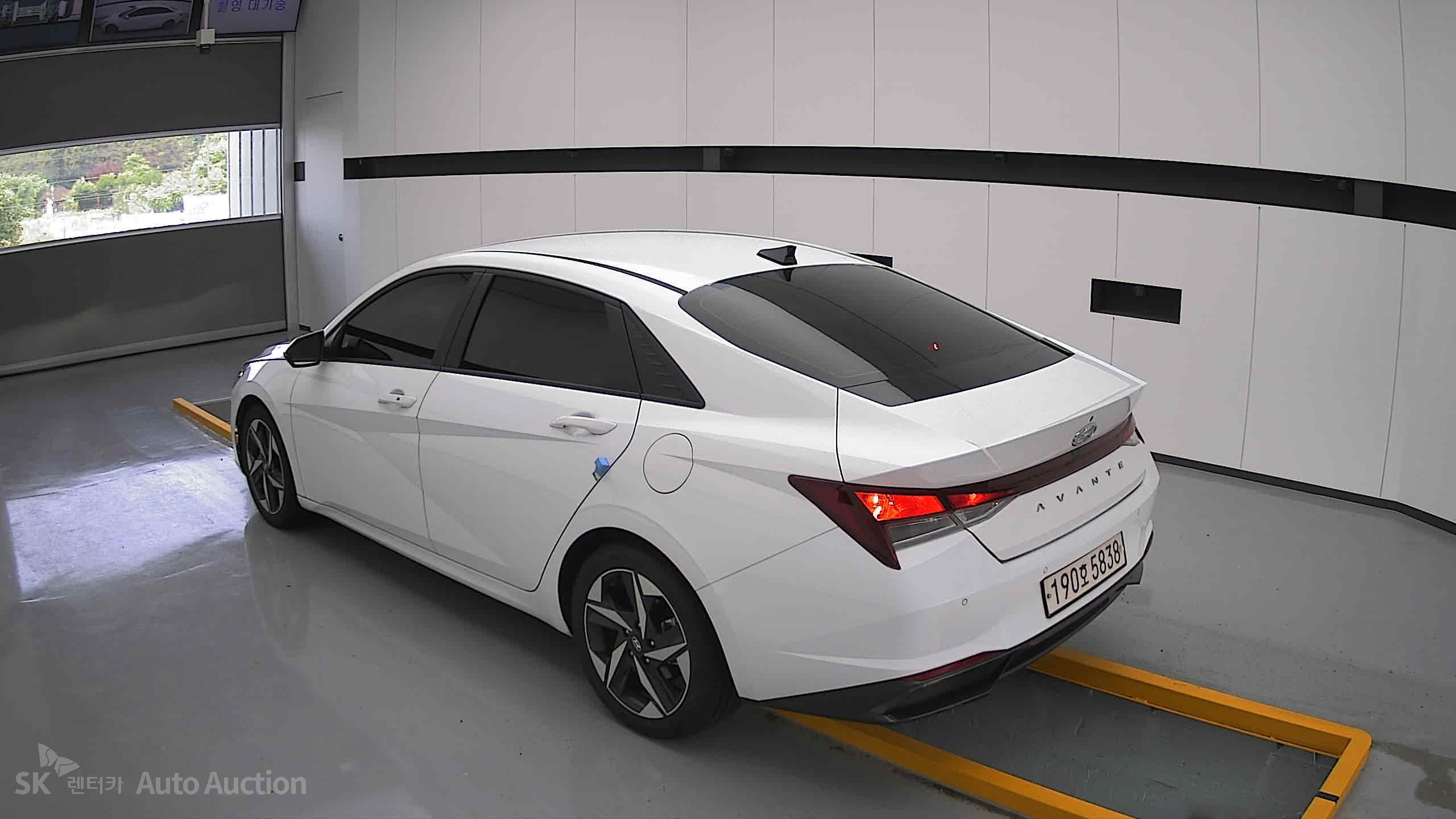 2023 - hyundai avante