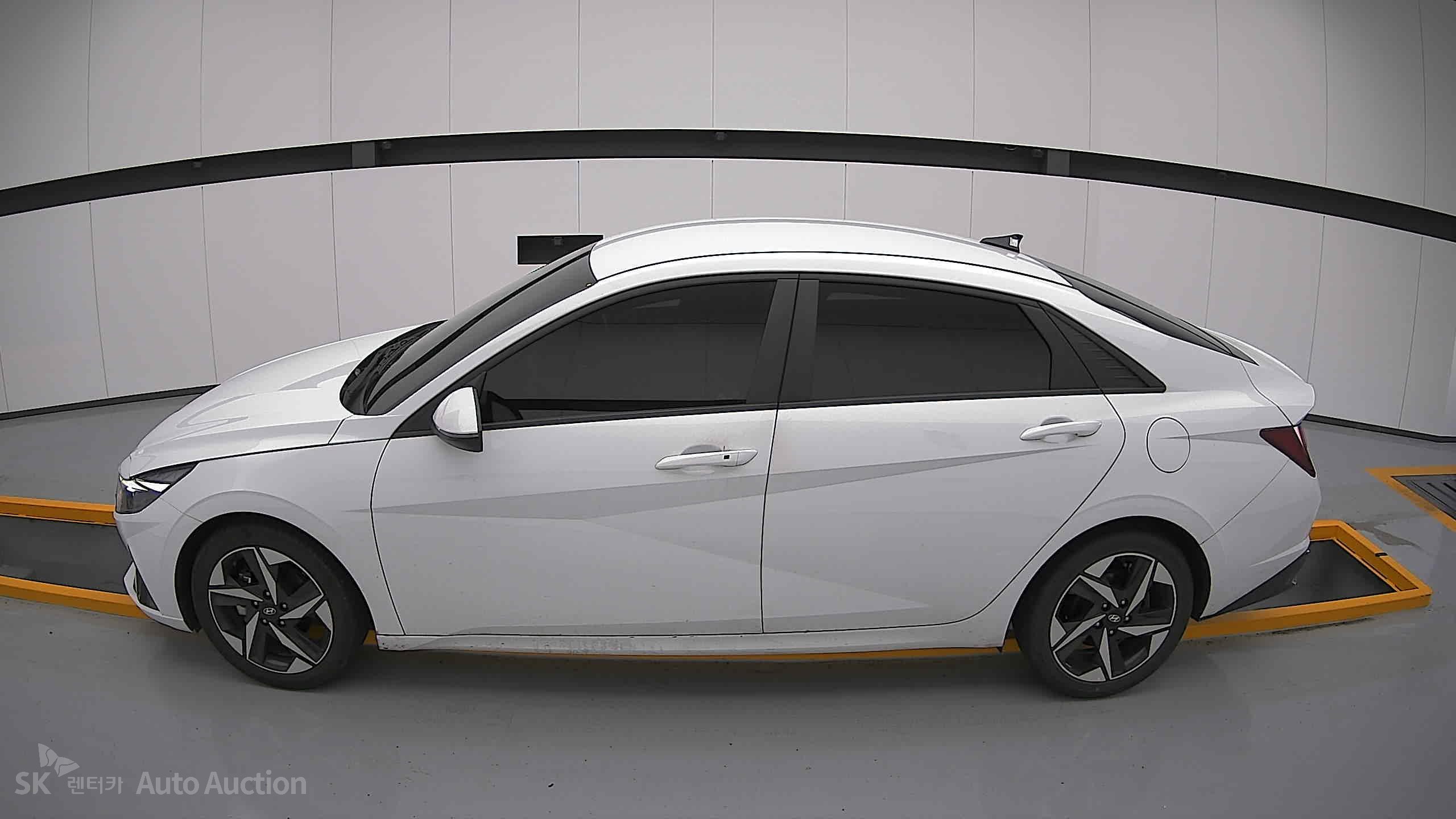 2023 - hyundai avante