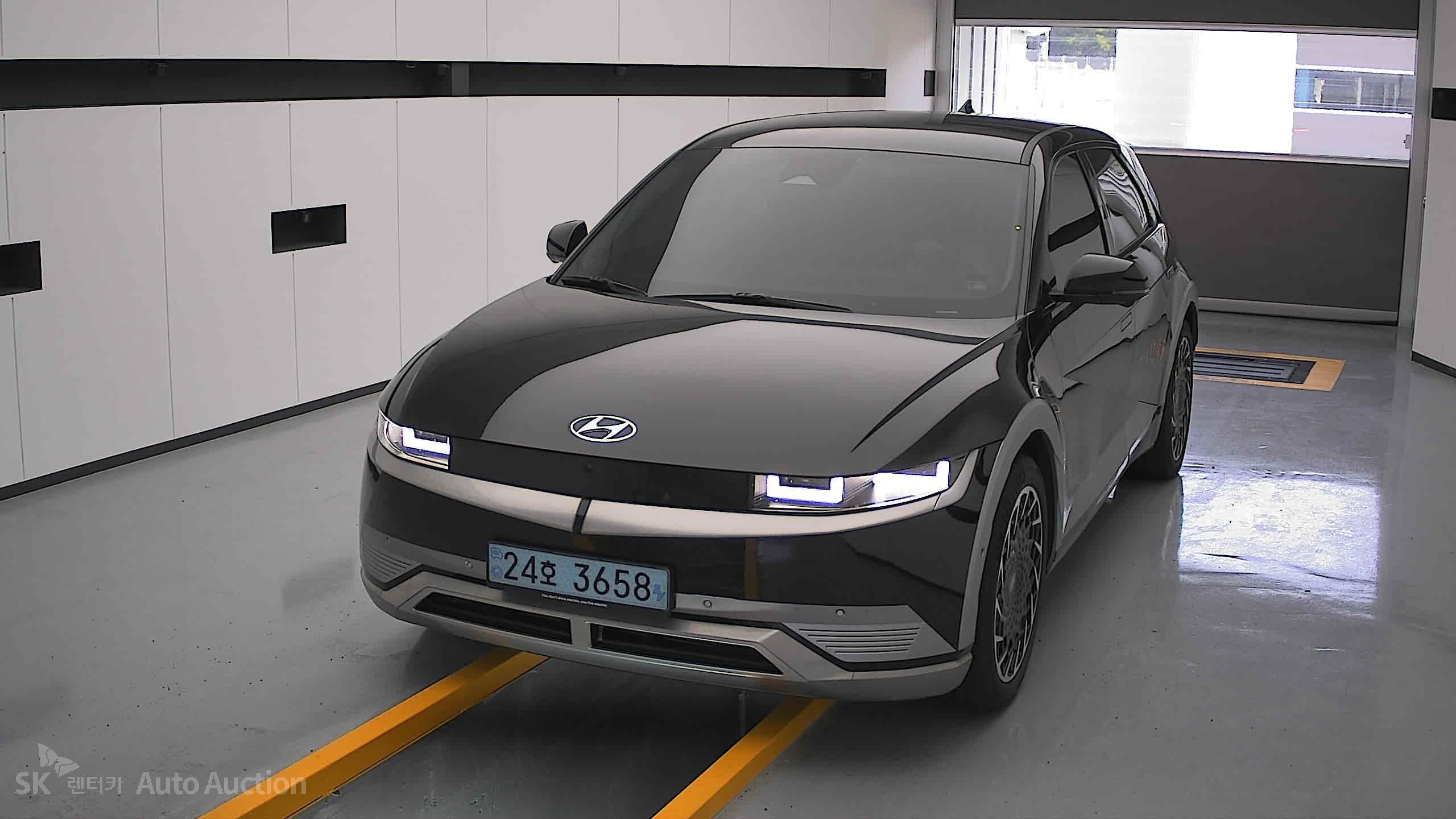 2022 - hyundai ioniq