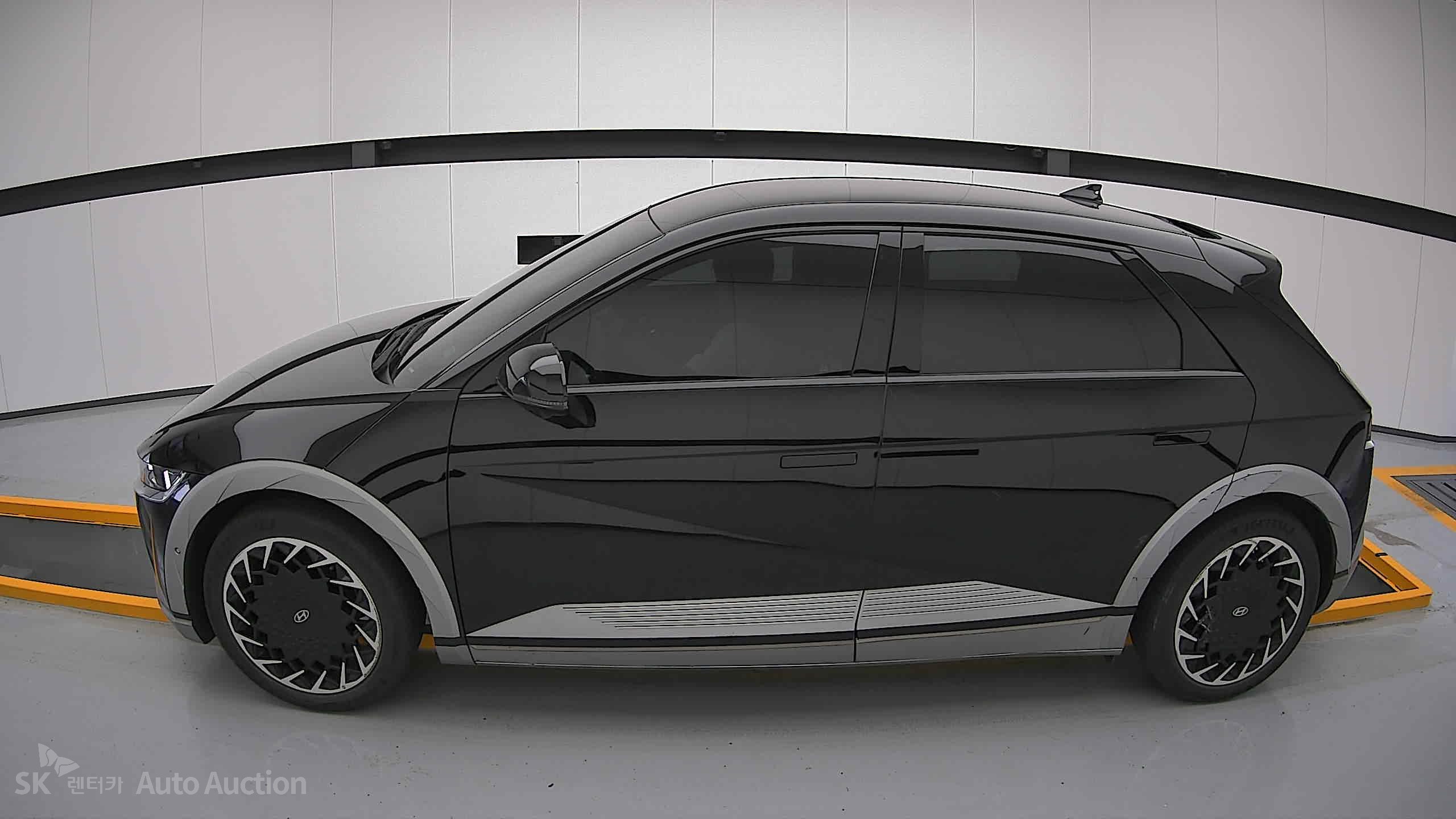 2022 - hyundai ioniq