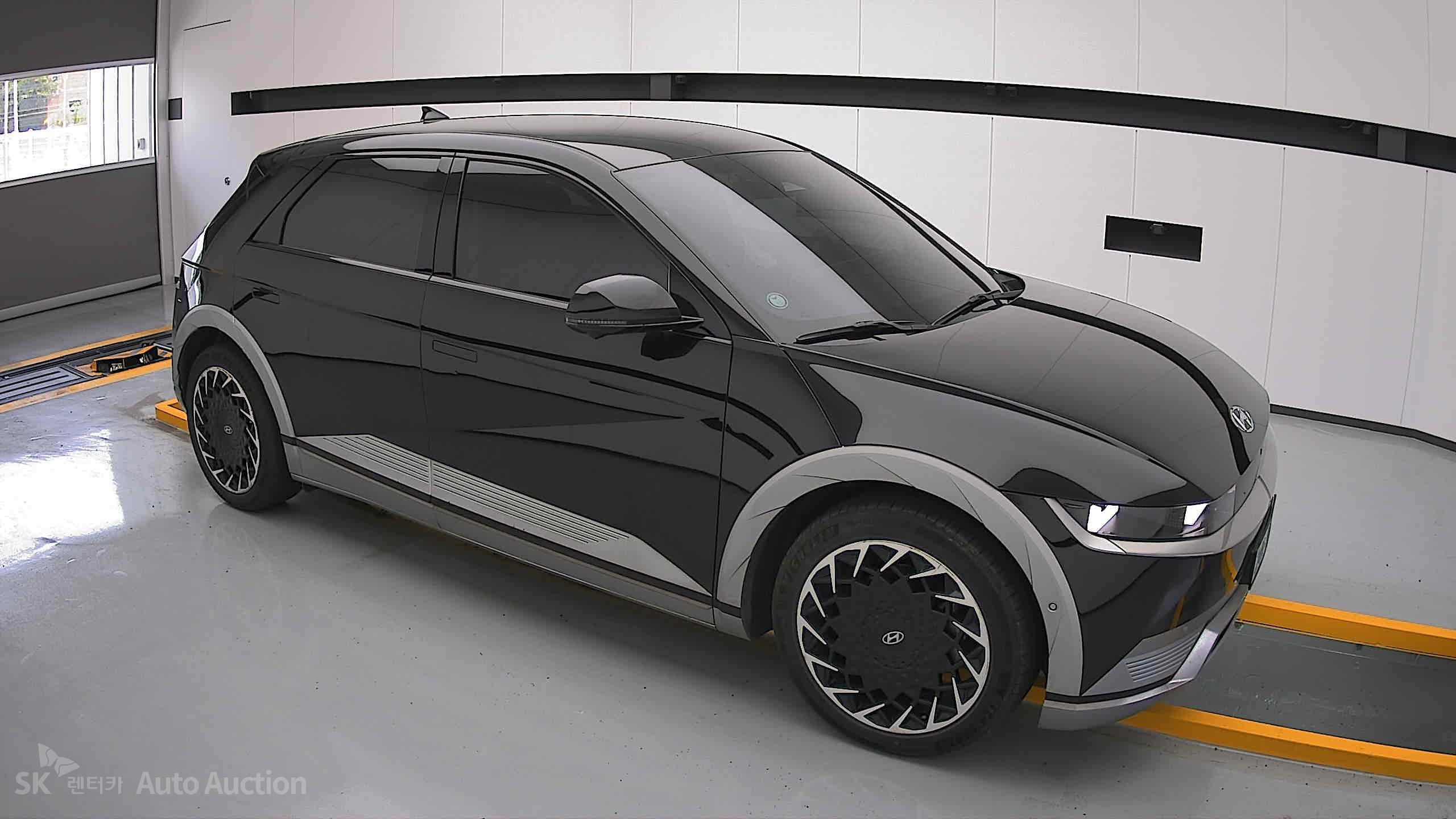 2022 - hyundai ioniq