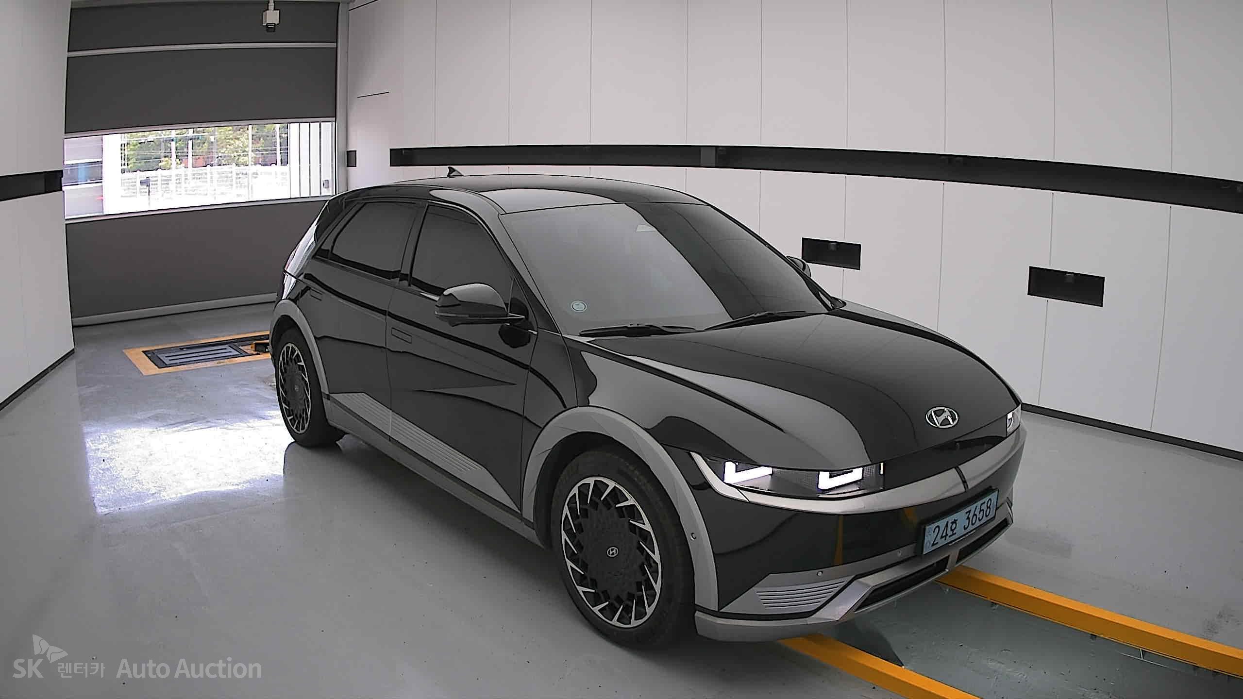 2022 - hyundai ioniq