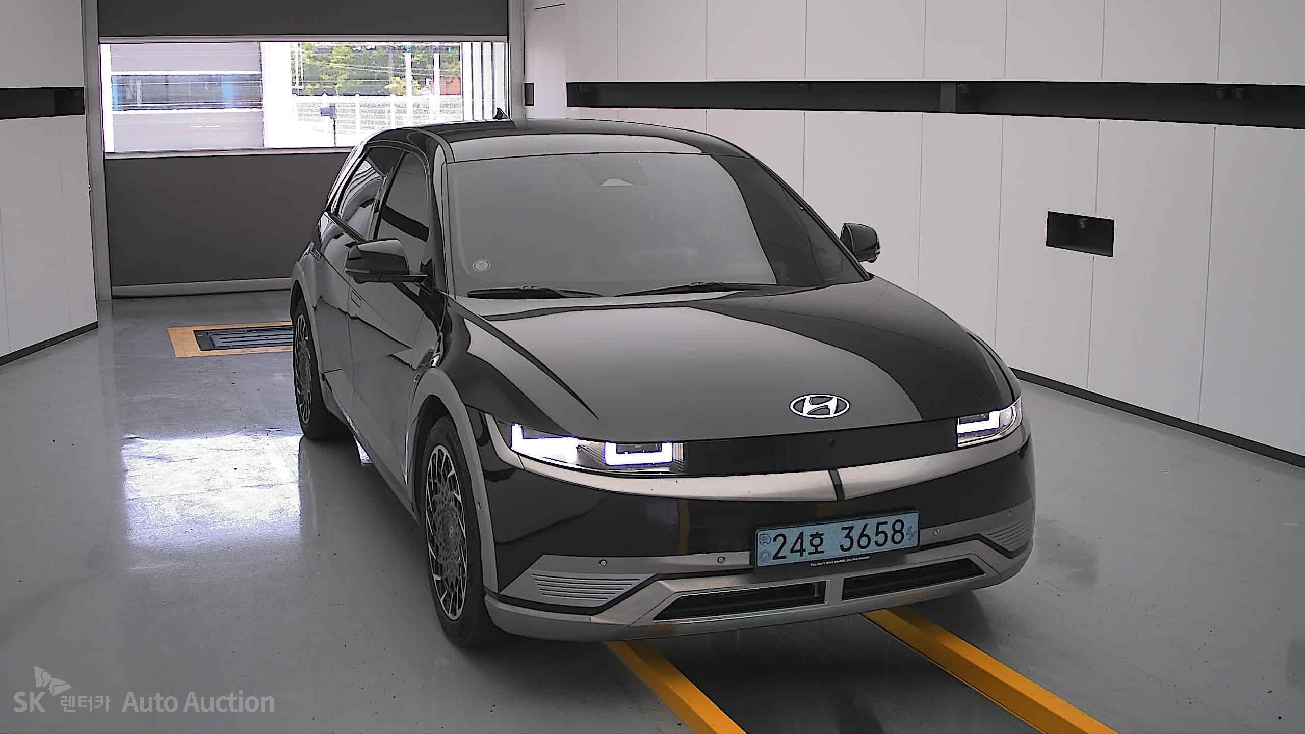 2022 - hyundai ioniq