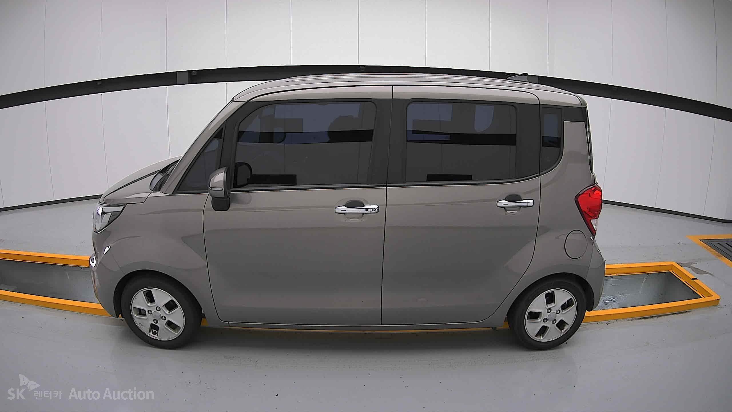 2021 - kia ray