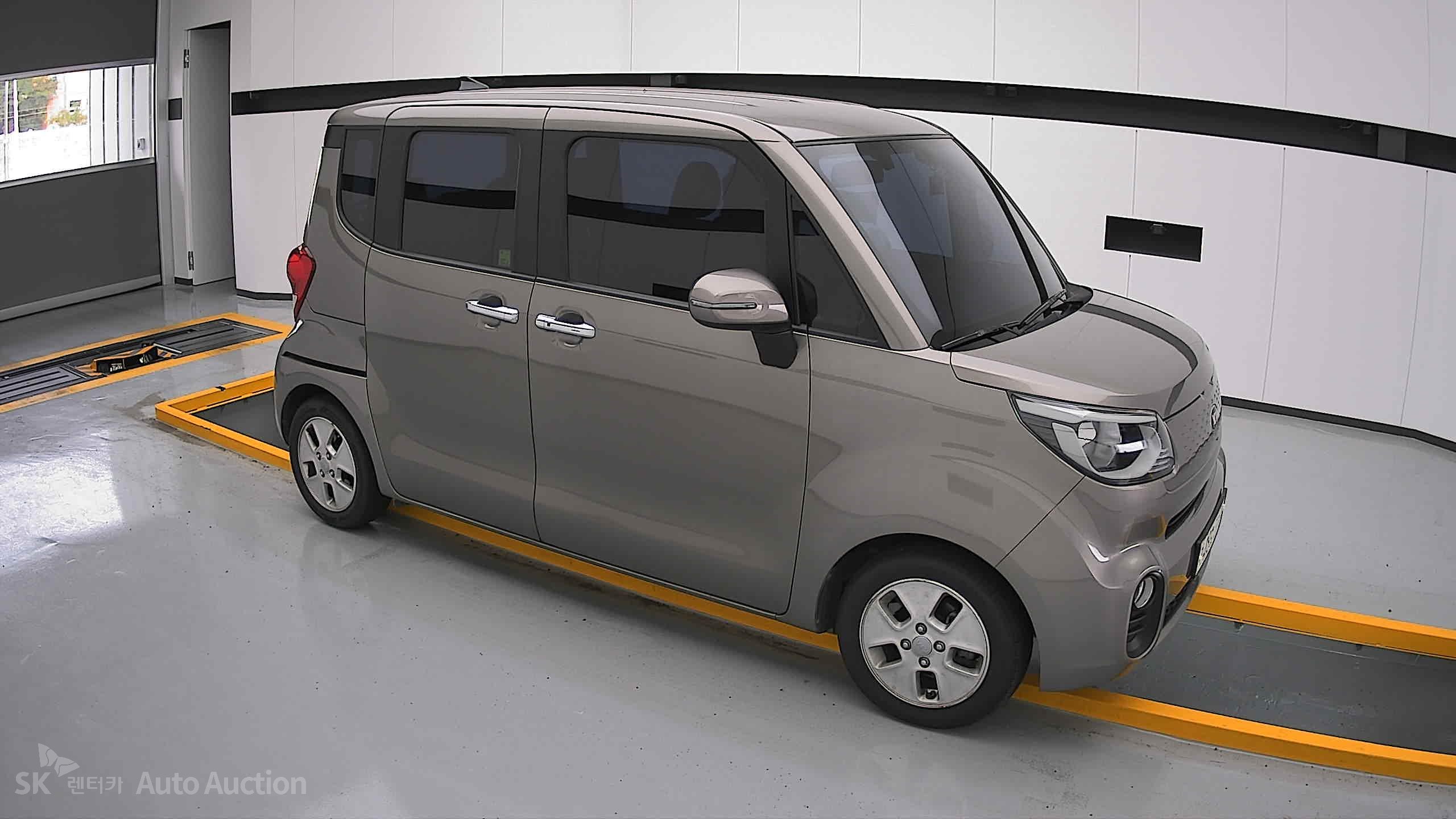 2021 - kia ray