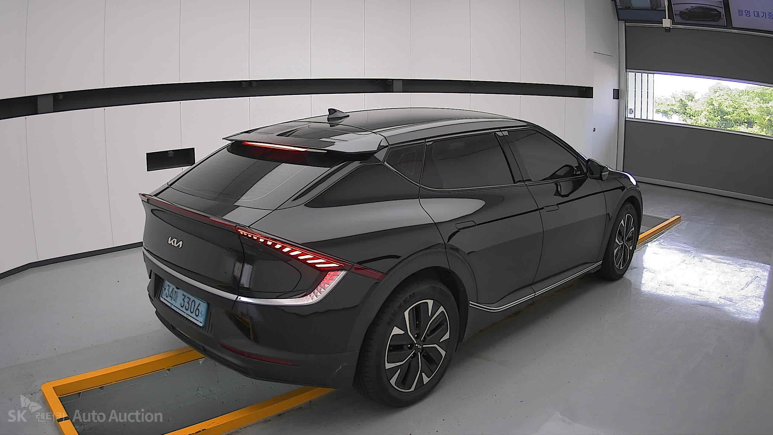 2022 - kia ev6