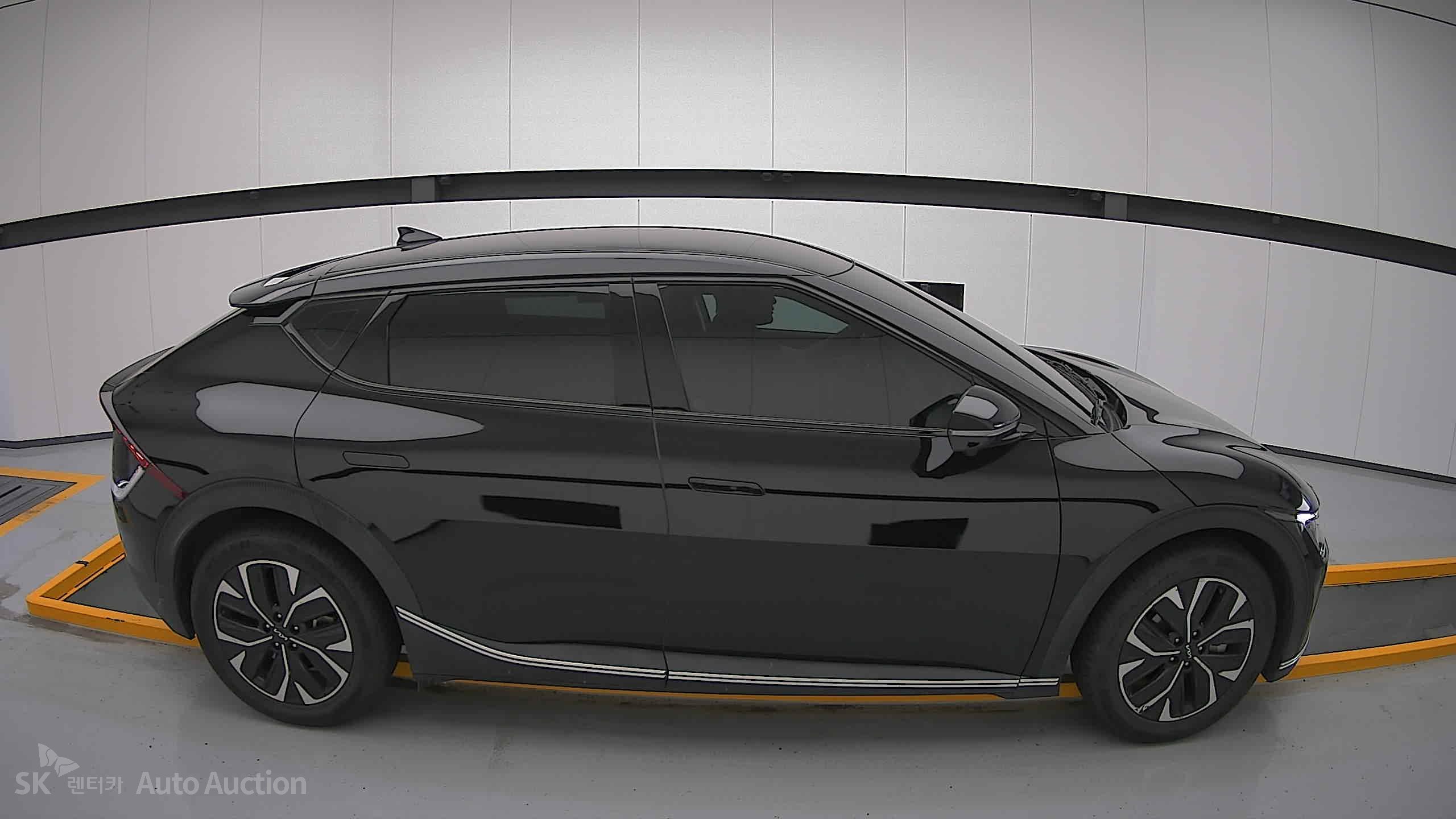 2022 - kia ev6