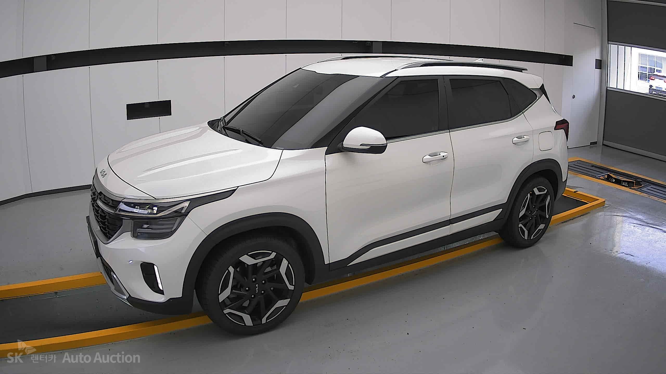 2023 - kia seltos