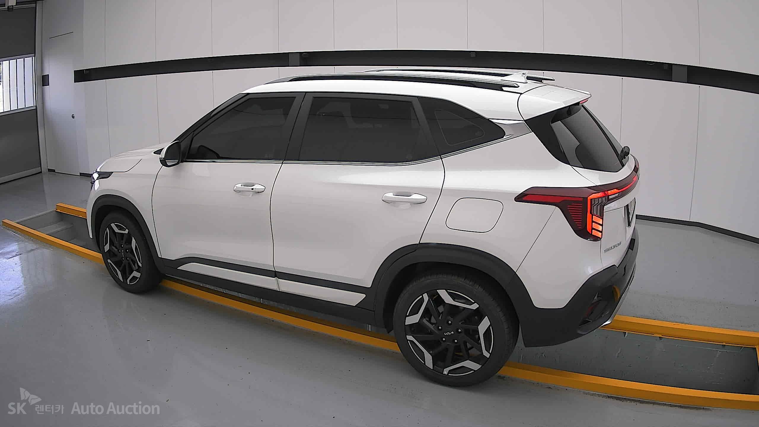 2023 - kia seltos