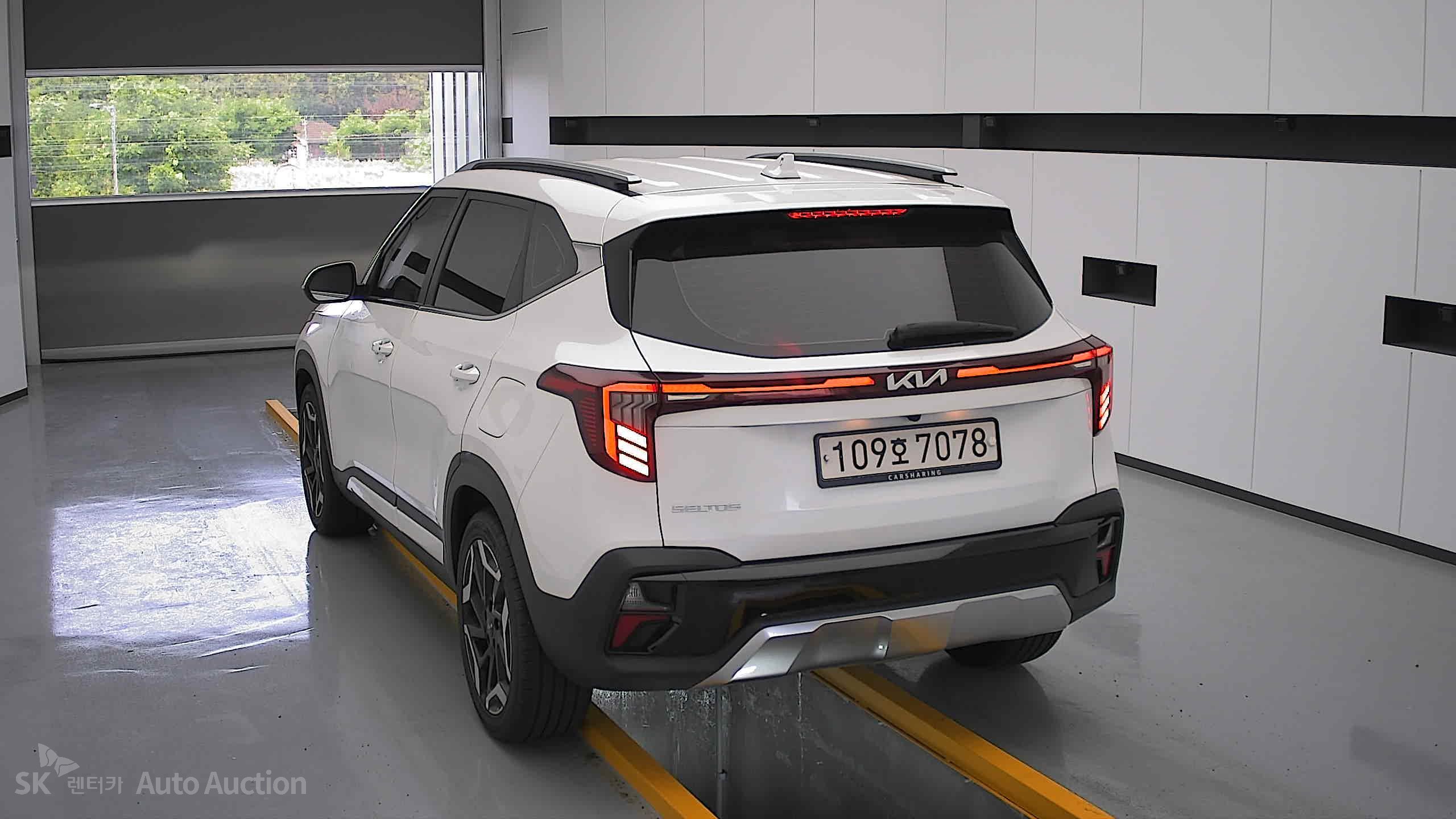 2023 - kia seltos