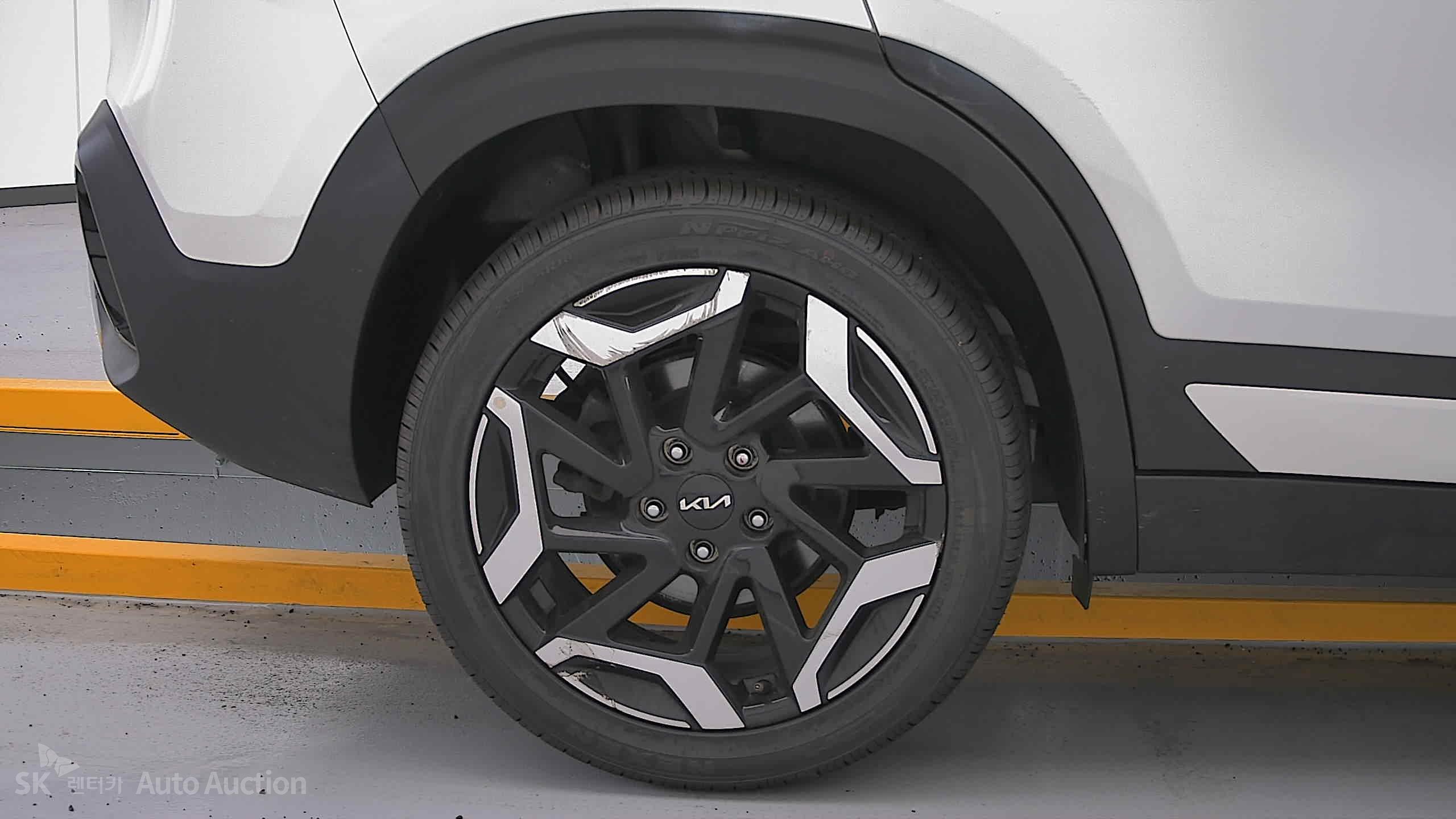 2023 - kia seltos
