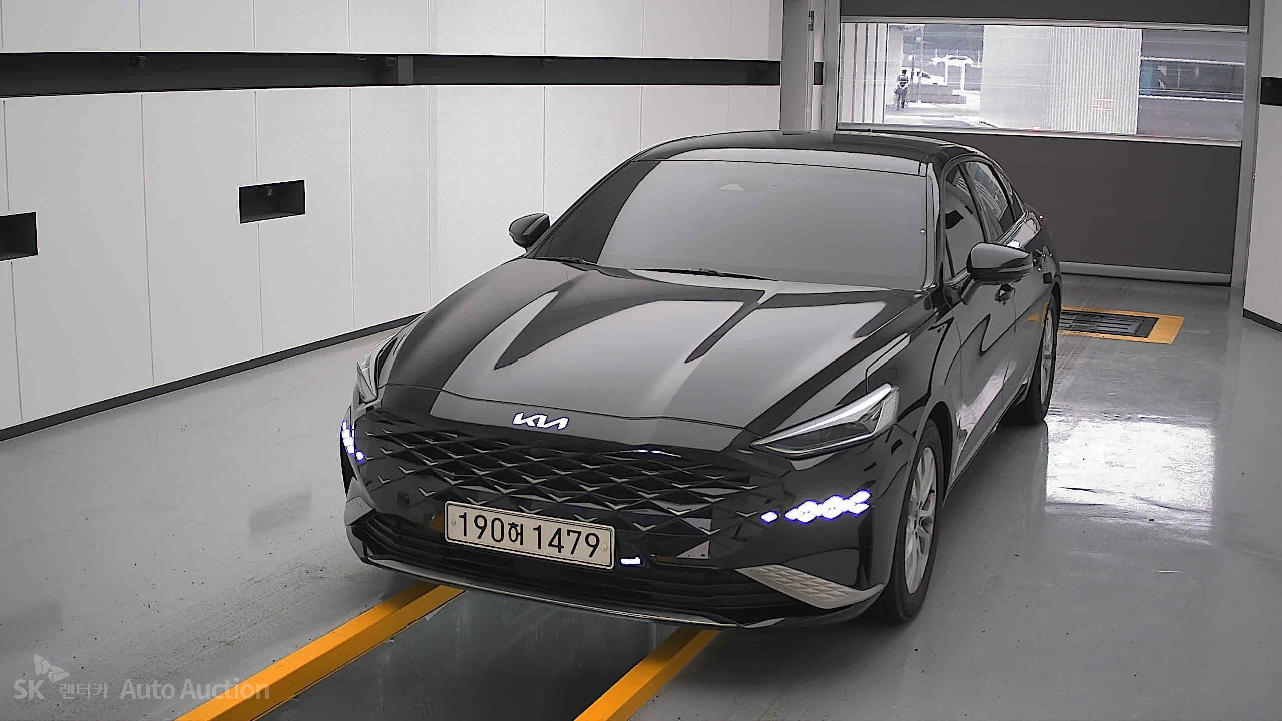 2022 - kia k8
