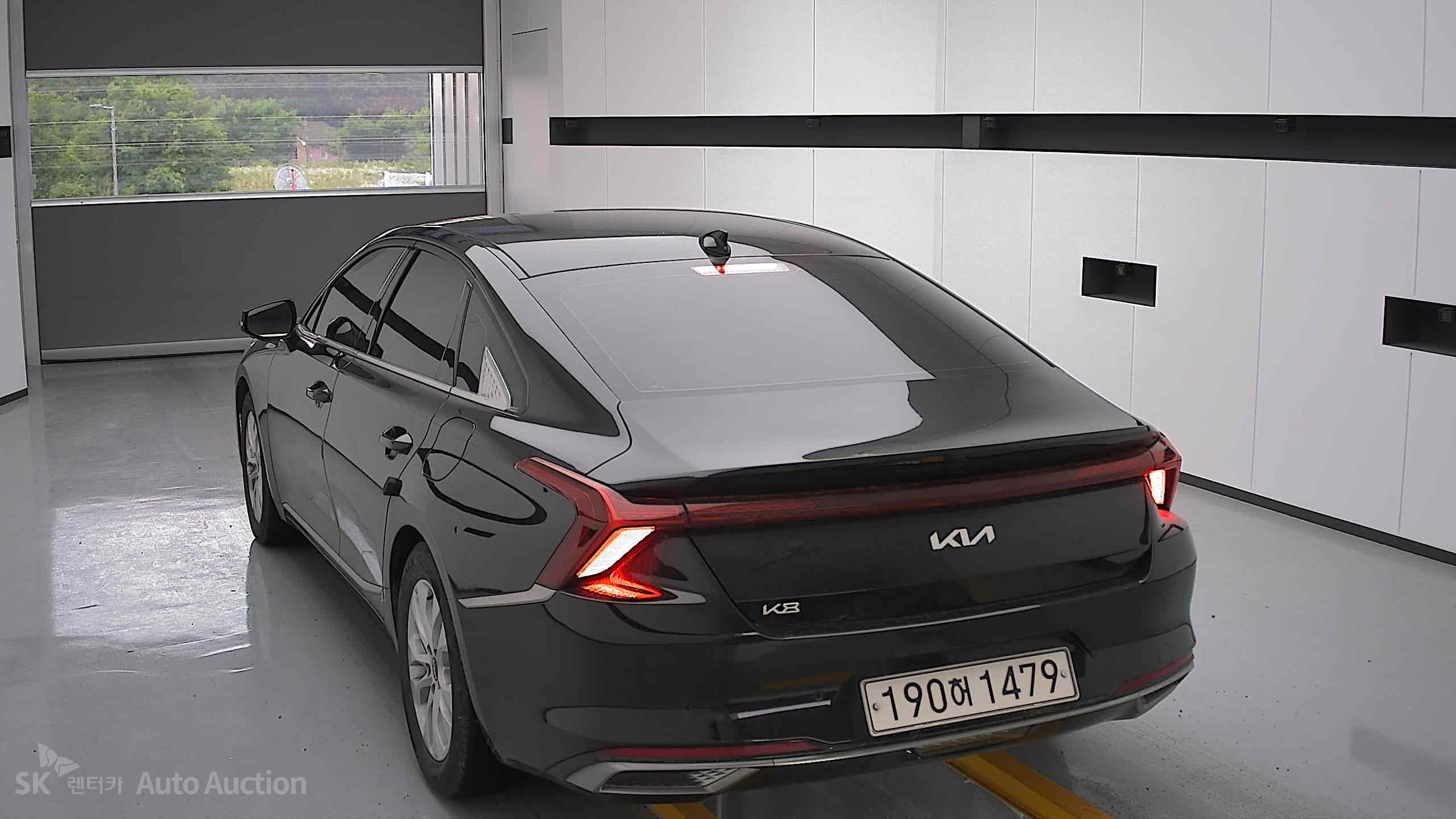 2022 - kia k8