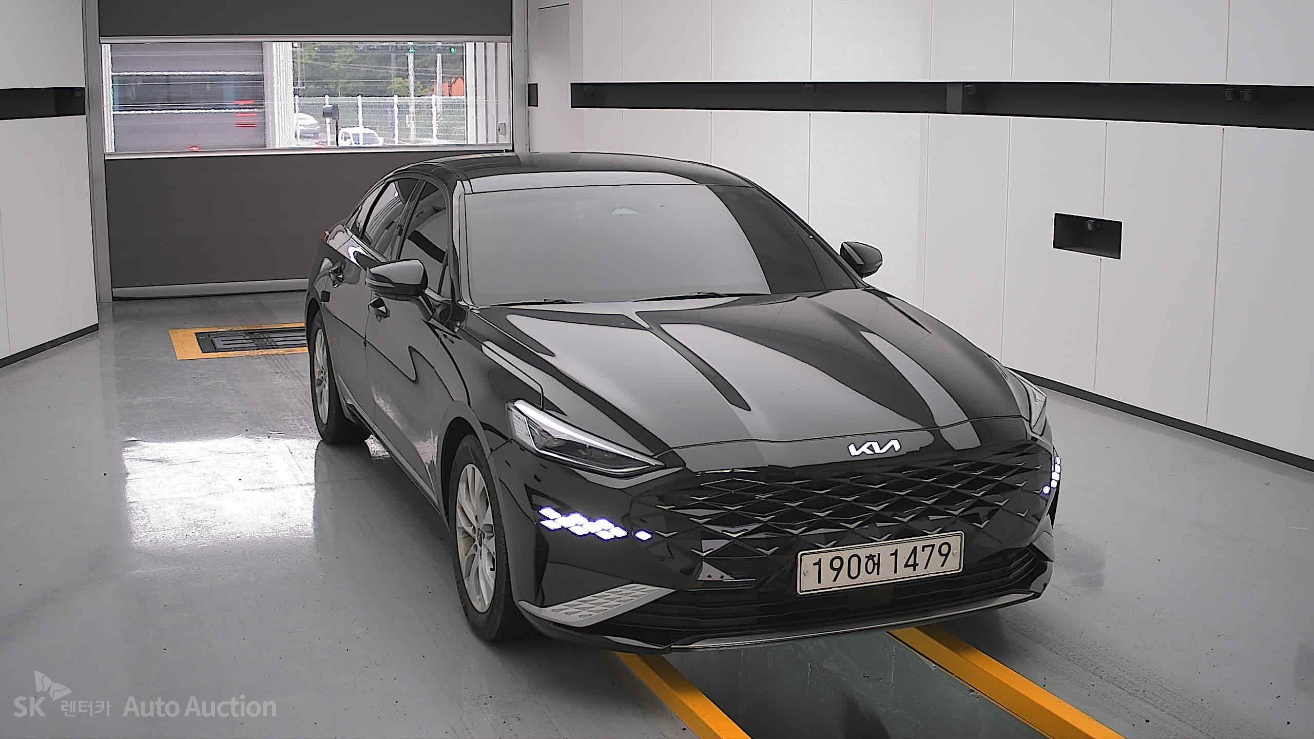 2022 - kia k8