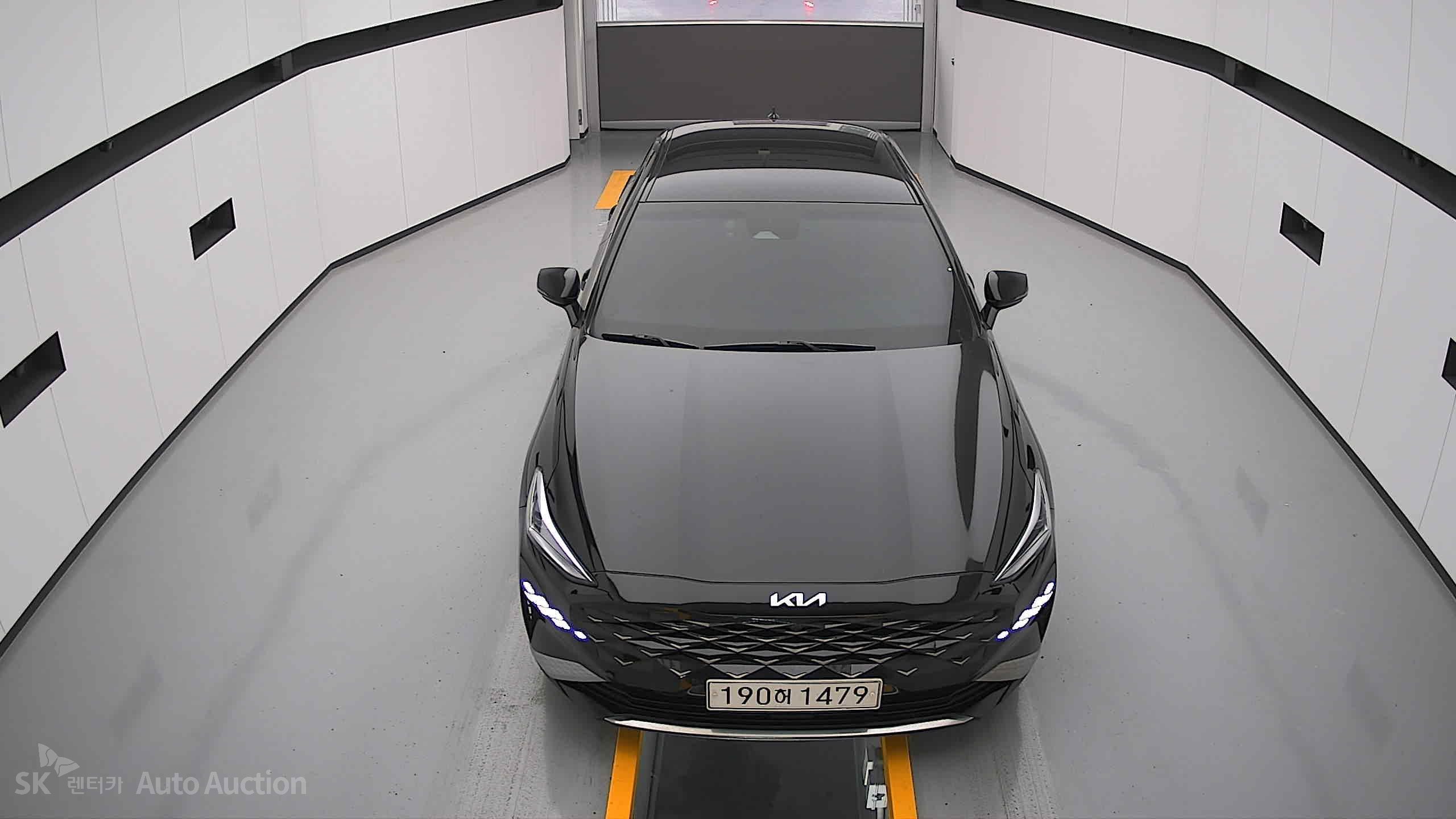 2022 - kia k8
