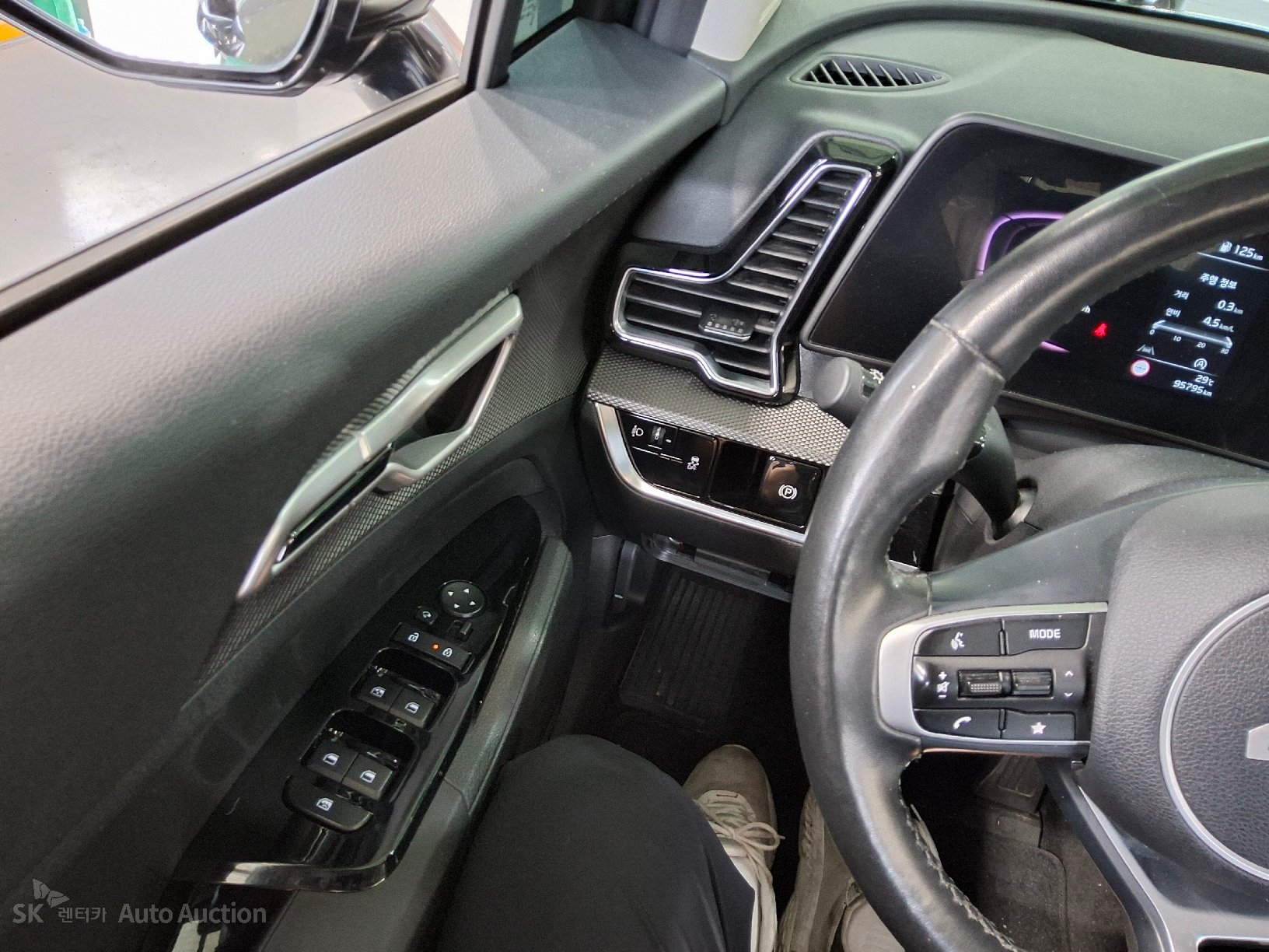 2022 - kia sportage
