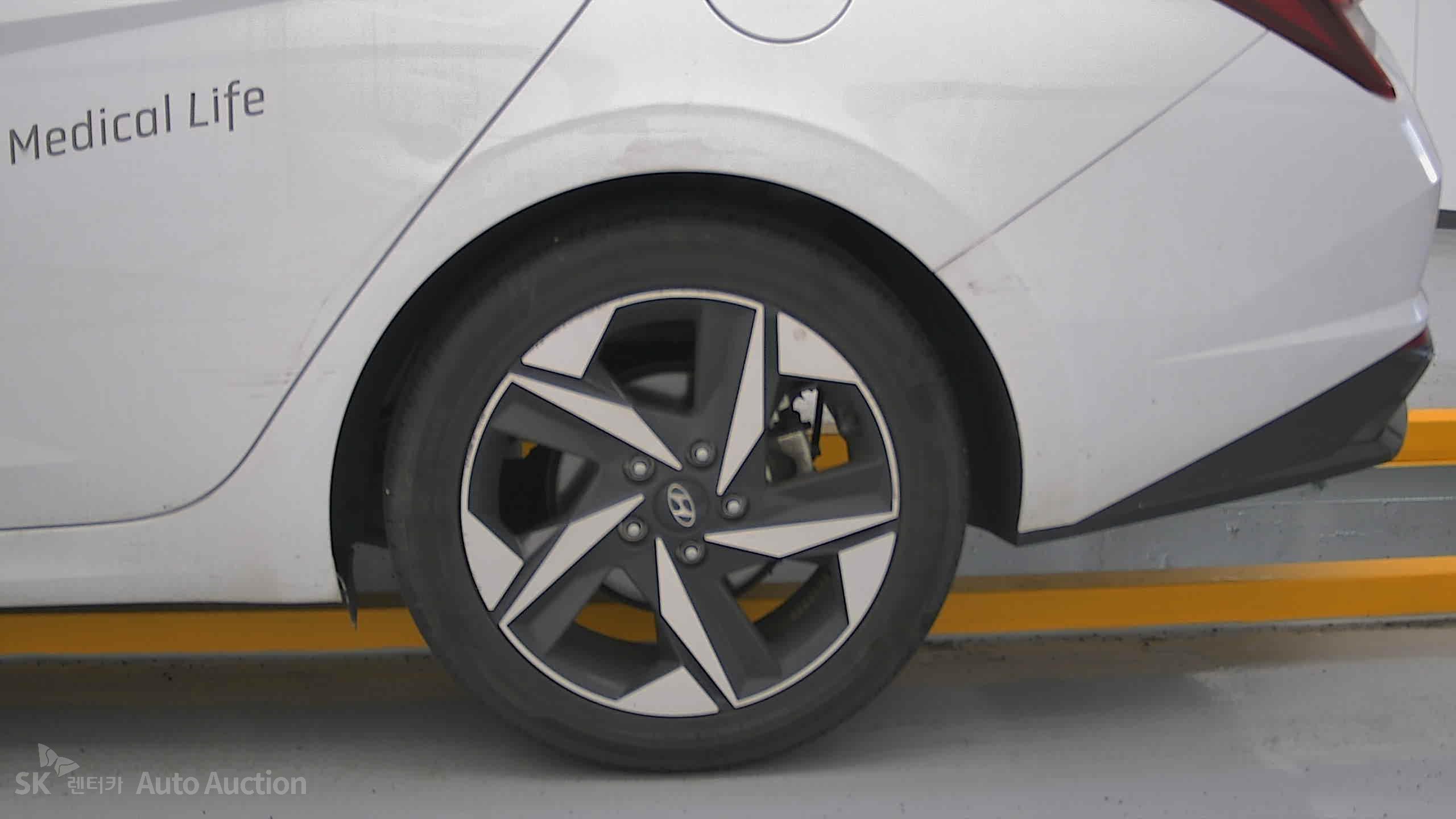 2023 - hyundai avante