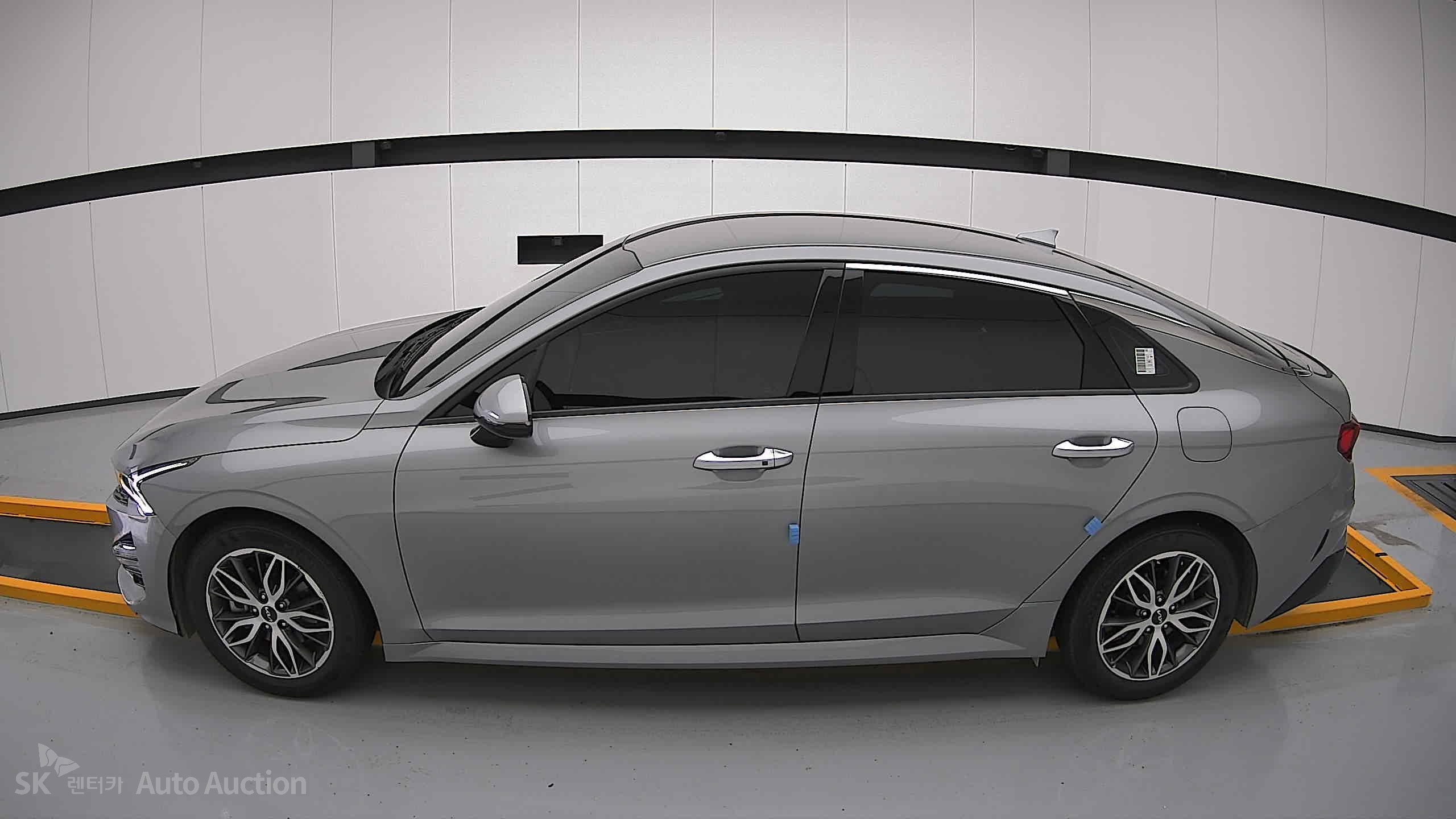 2023 - kia k5