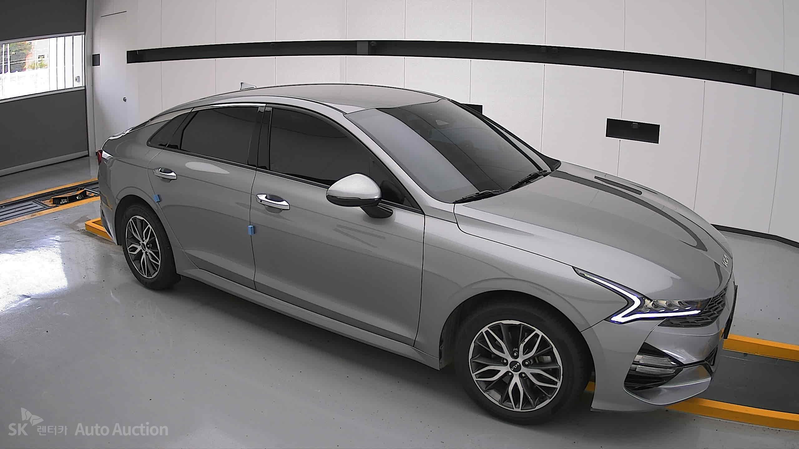 2023 - kia k5