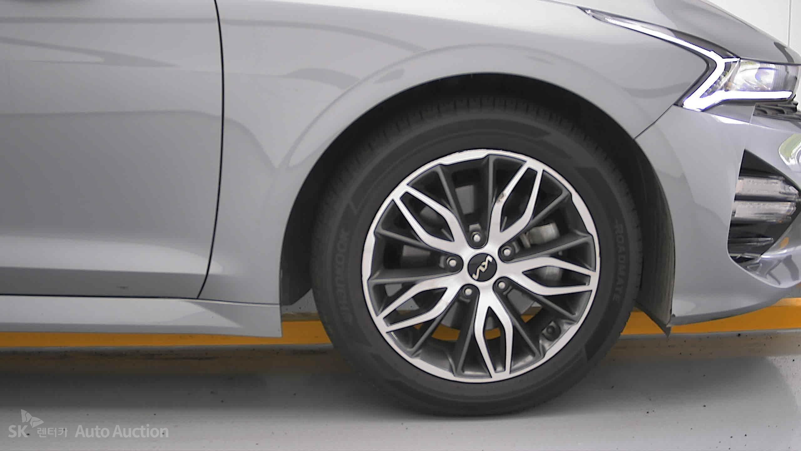 2023 - kia k5