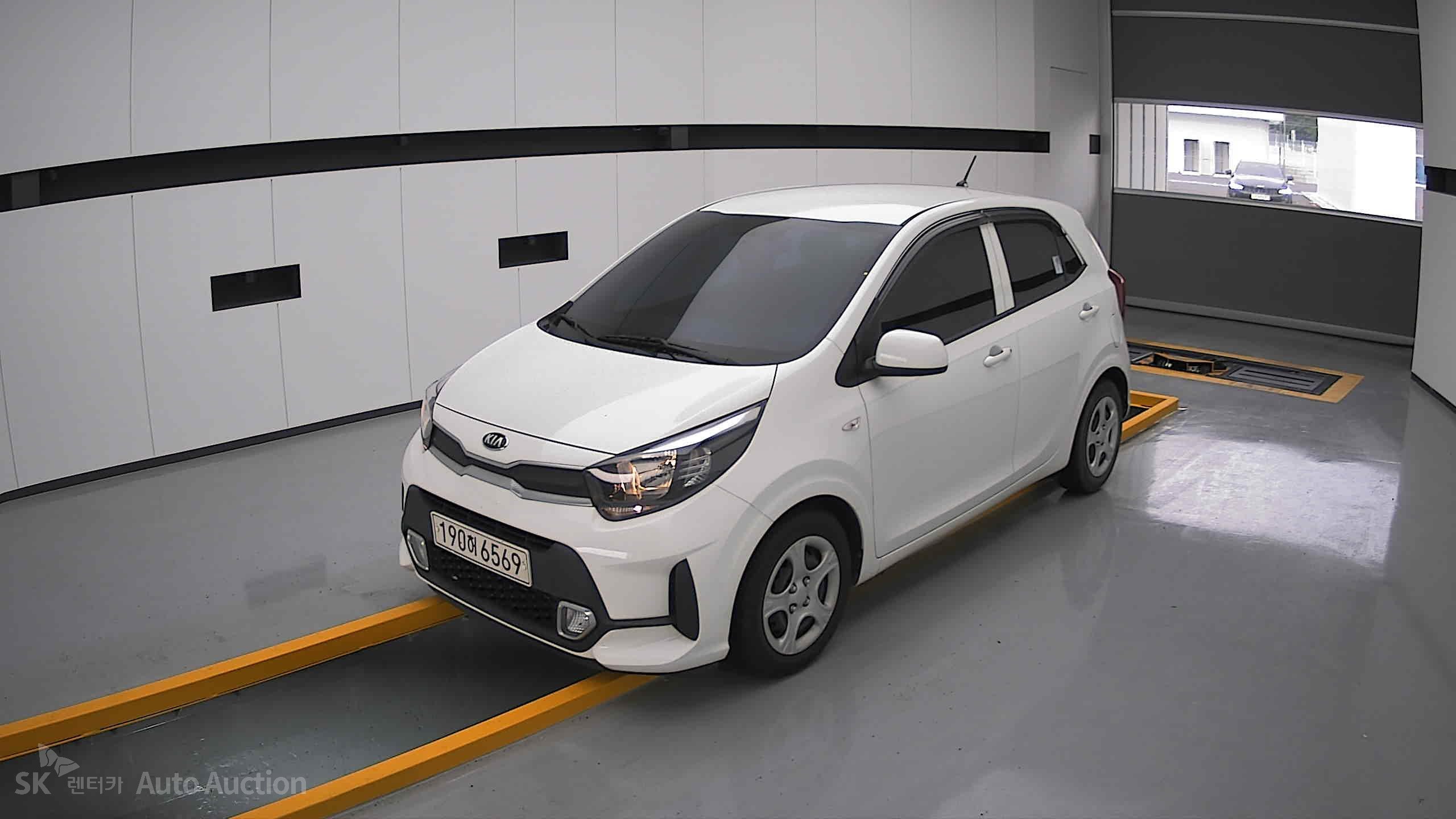 2022 - kia morning