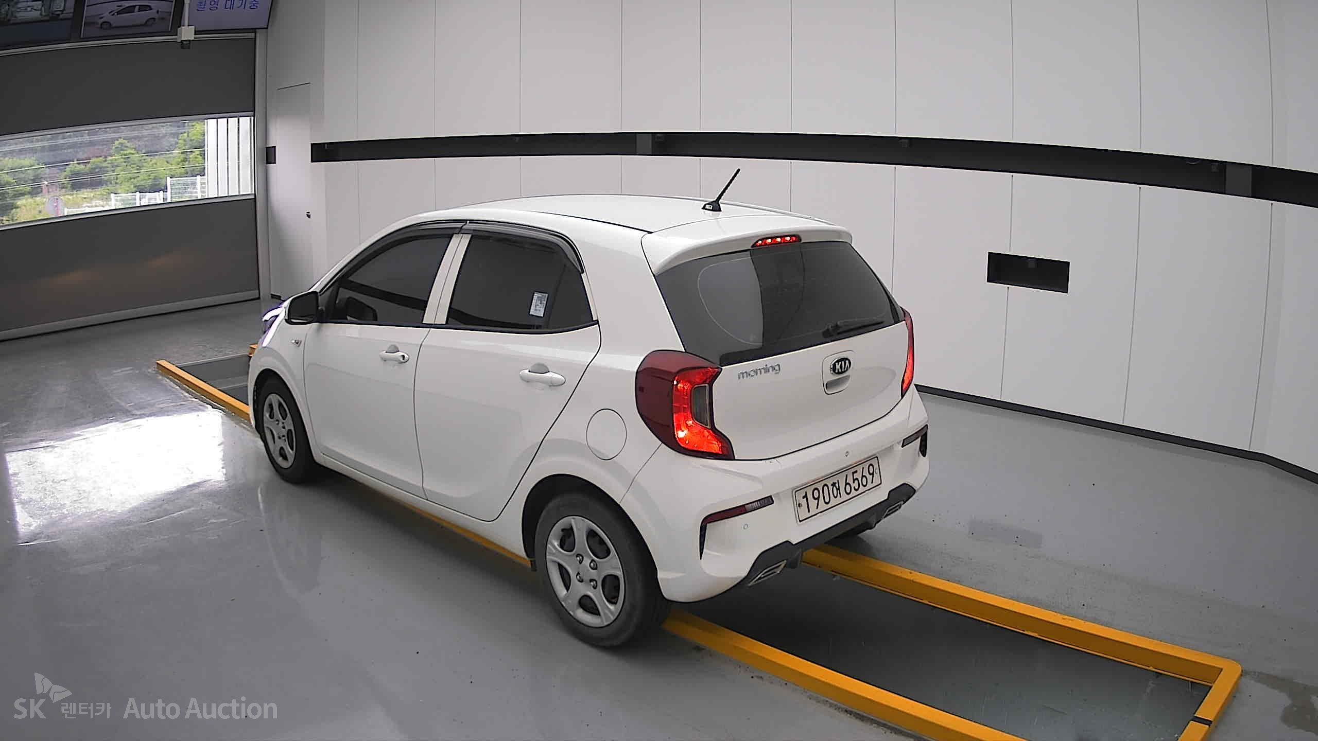 2022 - kia morning
