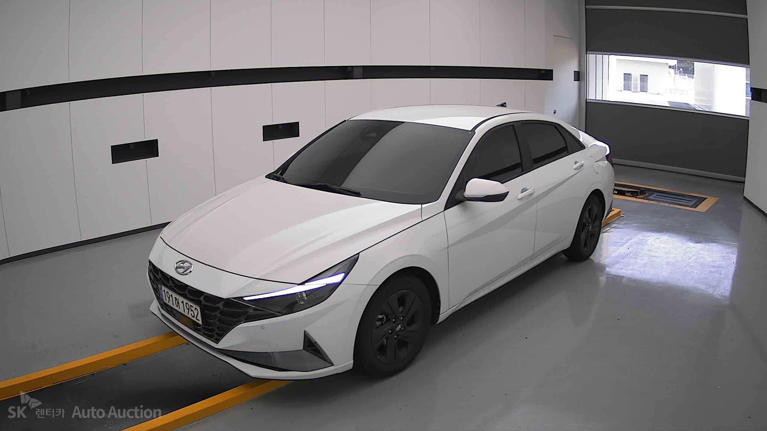 2023 - hyundai avante