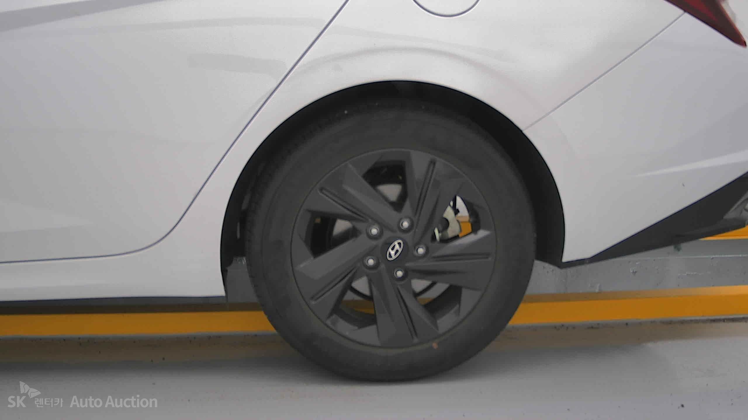 2023 - hyundai avante